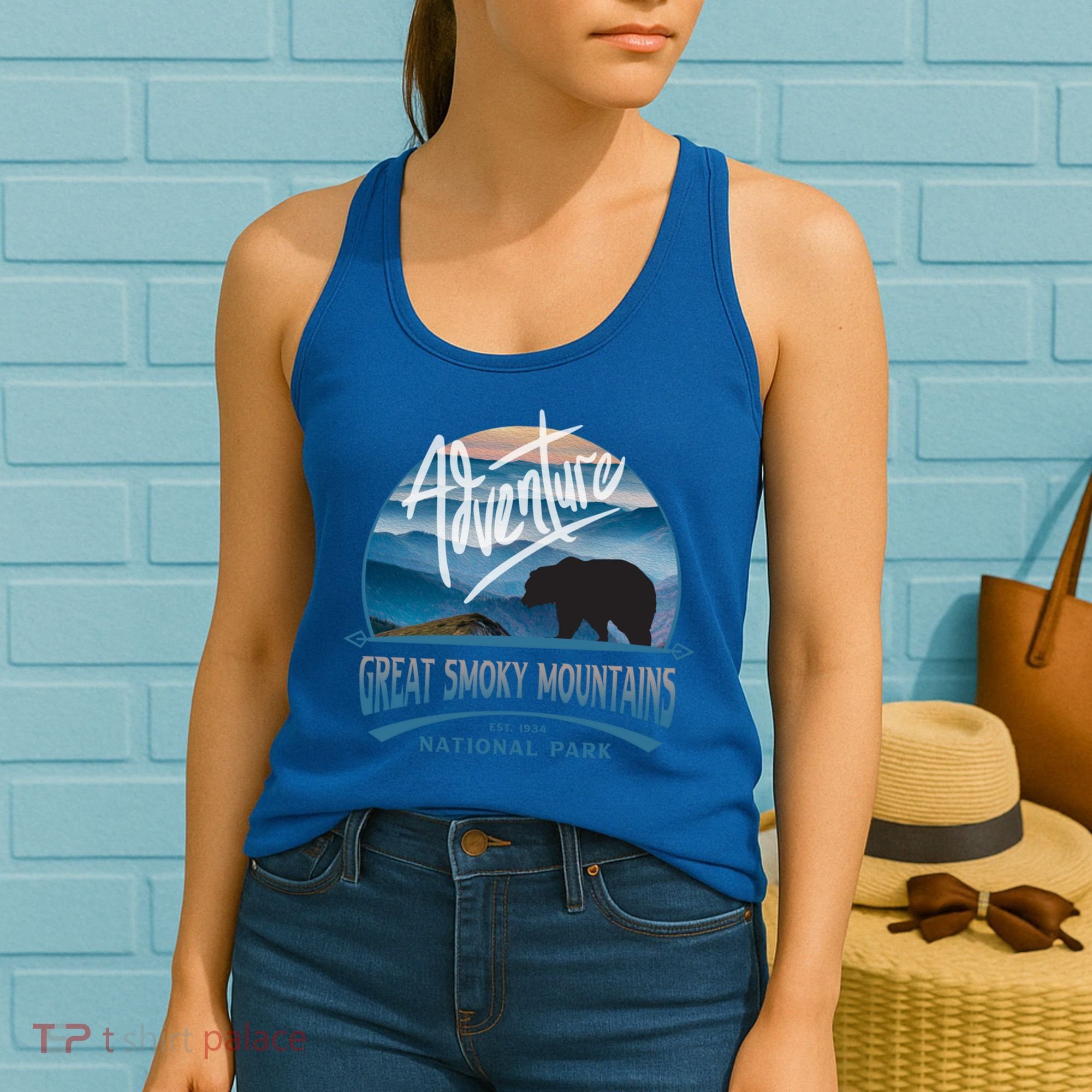 Great Smoky Mountains National Park Adventure Bear Souvenir Gift Women's Tank Top