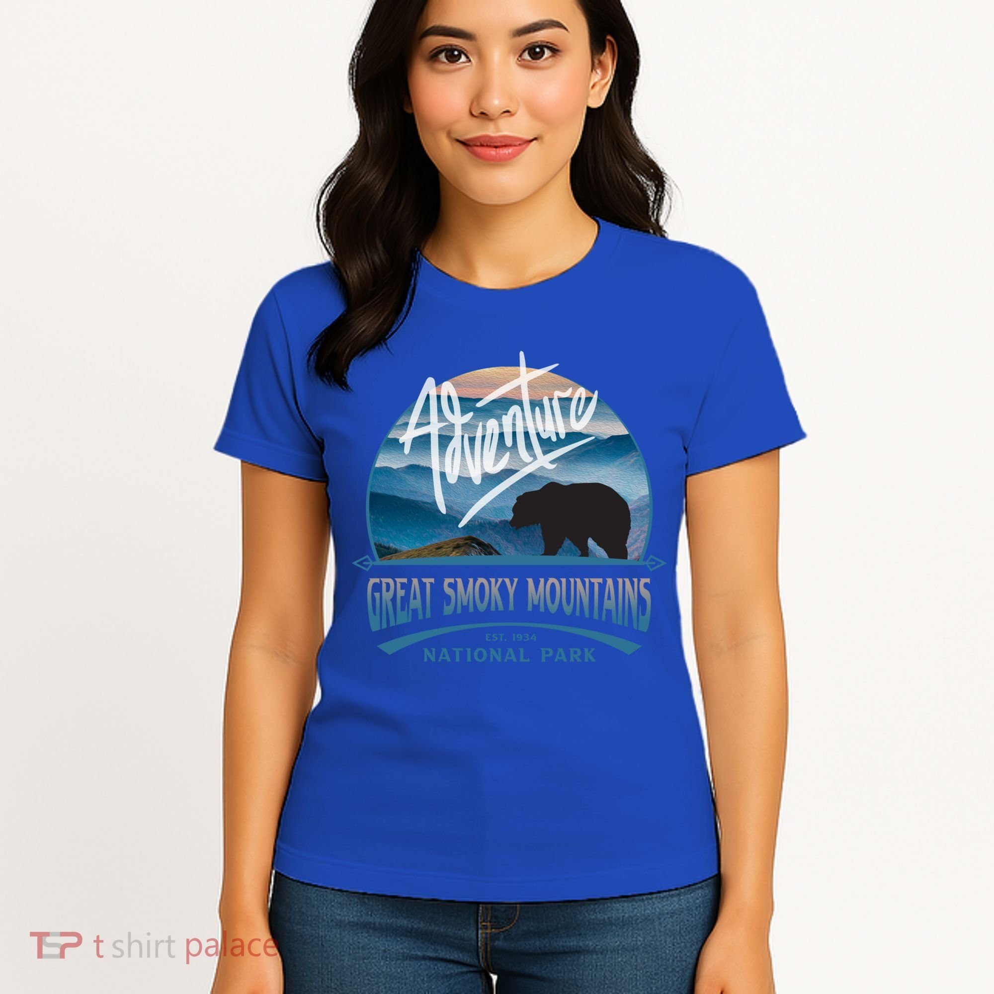 Great Smoky Mountains National Park Adventure Bear Souvenir Gift Women's T-Shirt