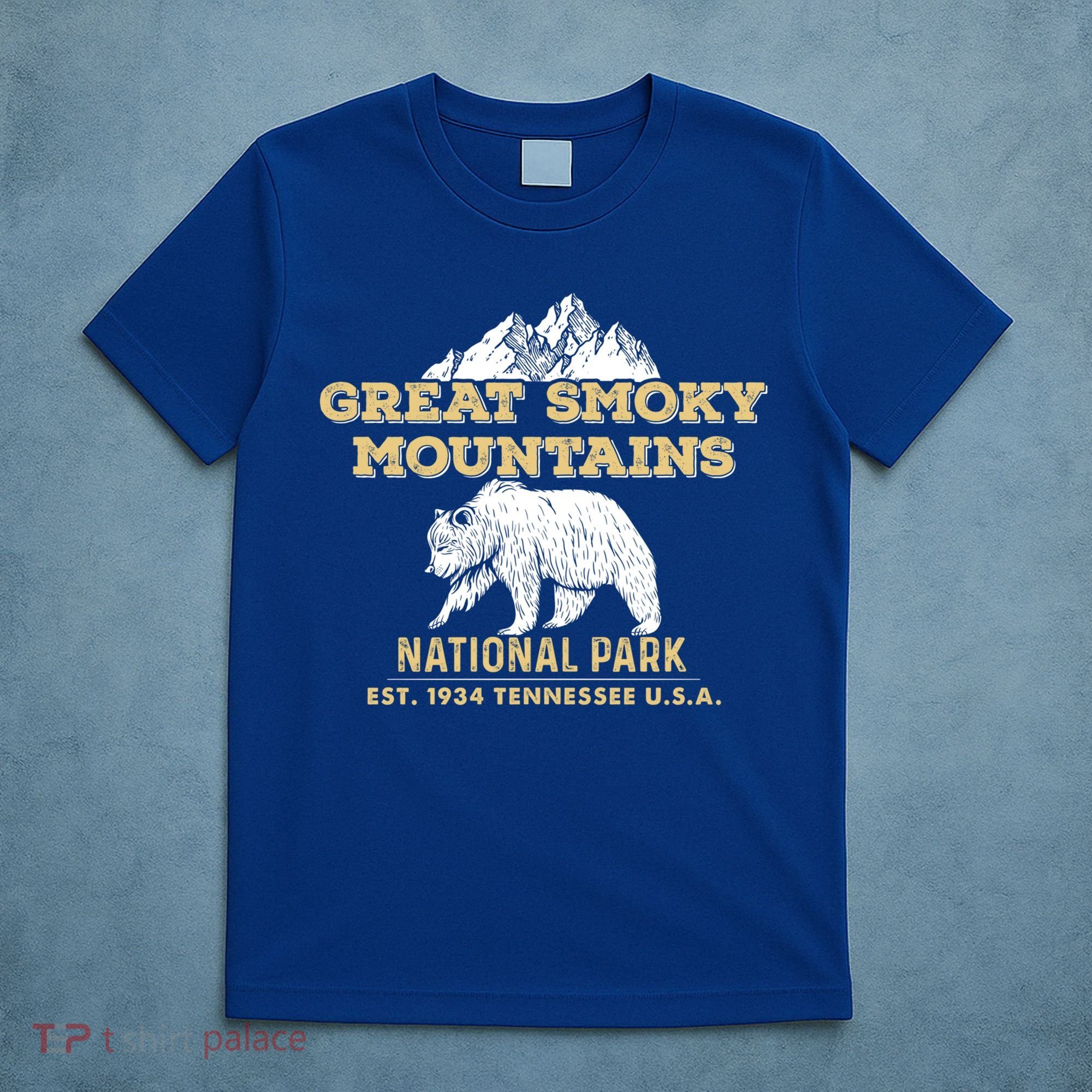 Great Smoky Mountains National Park Tennessee Bear Gift T-Shirt