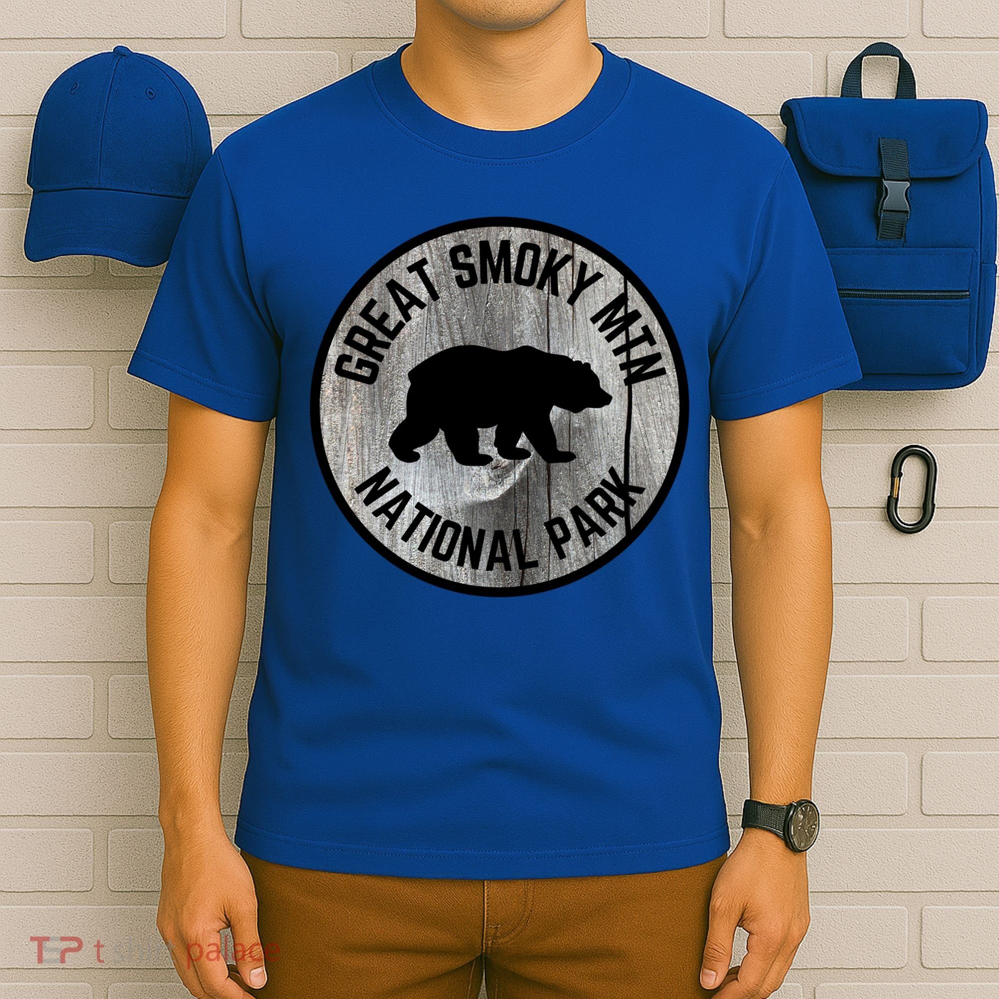 Great Smoky Mountains National Park Tennessee Bear Outdoors Gift T-Shirt