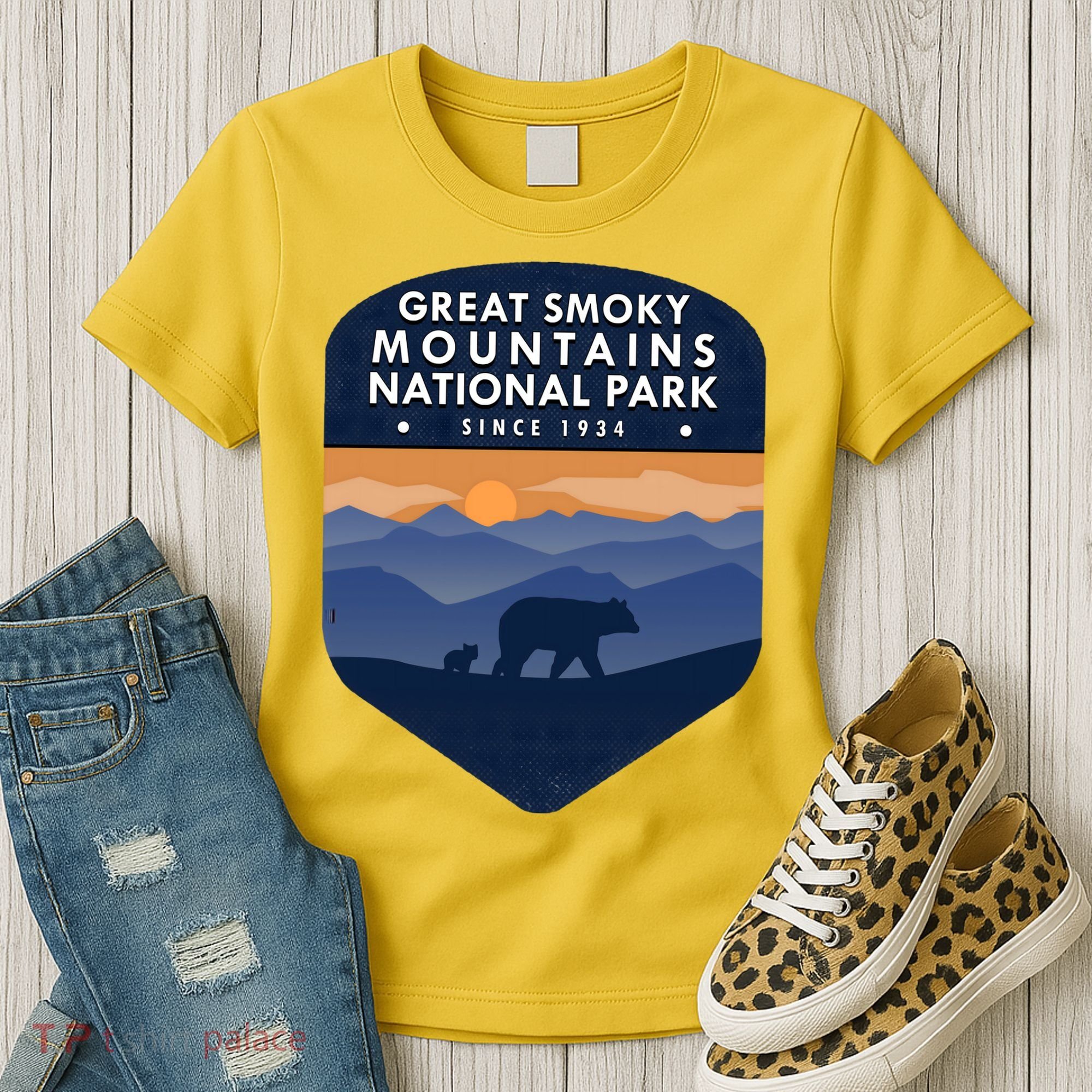 Great Smoky Mountains National Park TN Bear Women's T-Shirt