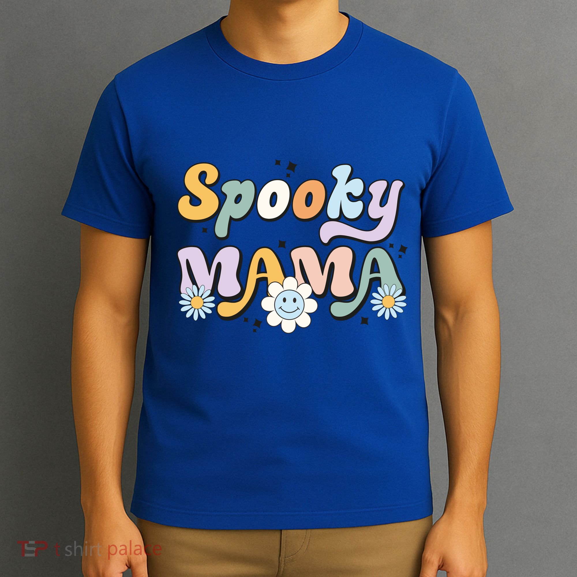 Groovy Spooky Mama Retro Halloween Ghost Witchy Spooky Mom T-Shirt
