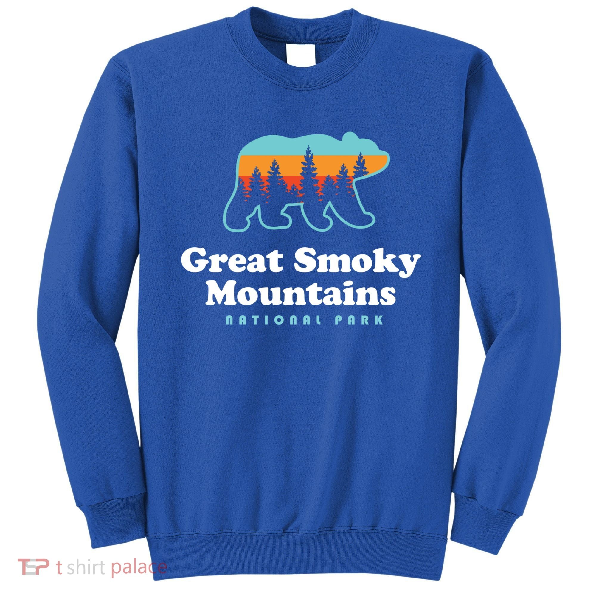 Great Smoky Mountains Great Gift Bear Great Smoky Mountains Gift Sweatshirt