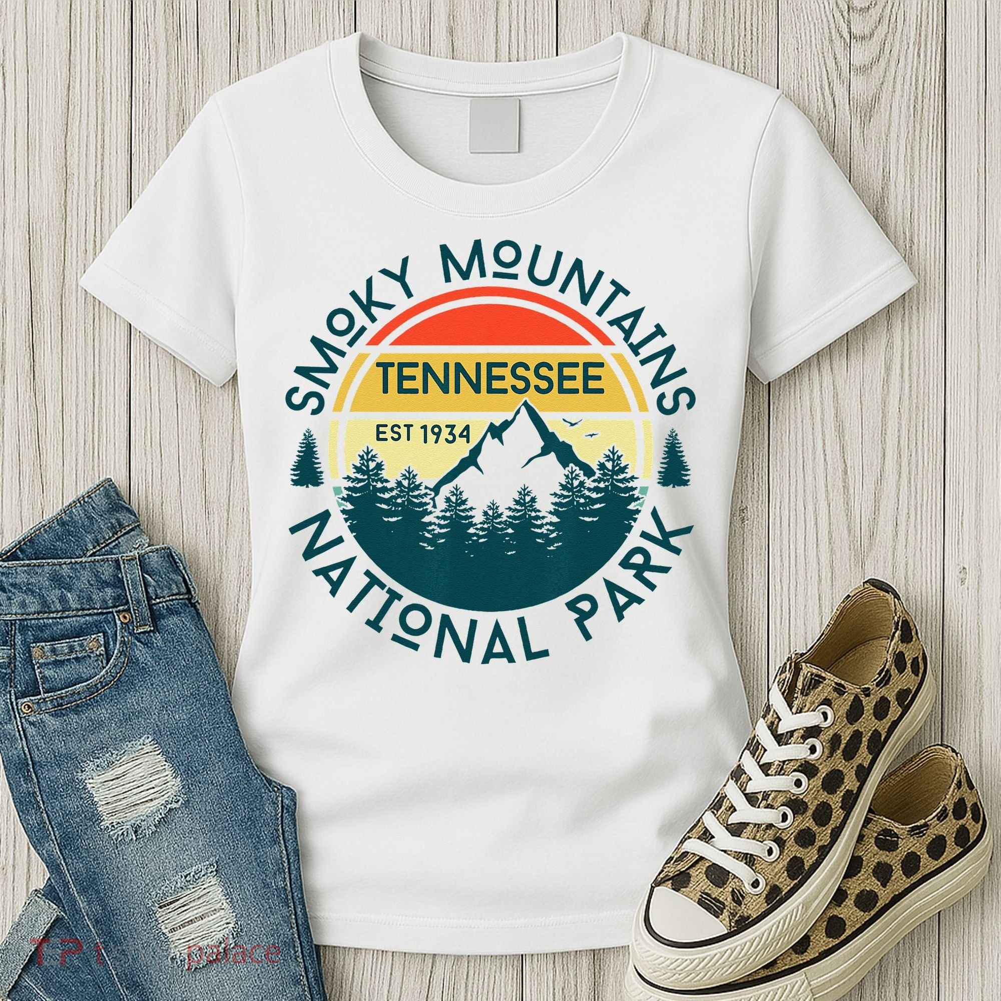 Great Smoky Mountains National Park Tennessee Outdoors Women's T-Shirt