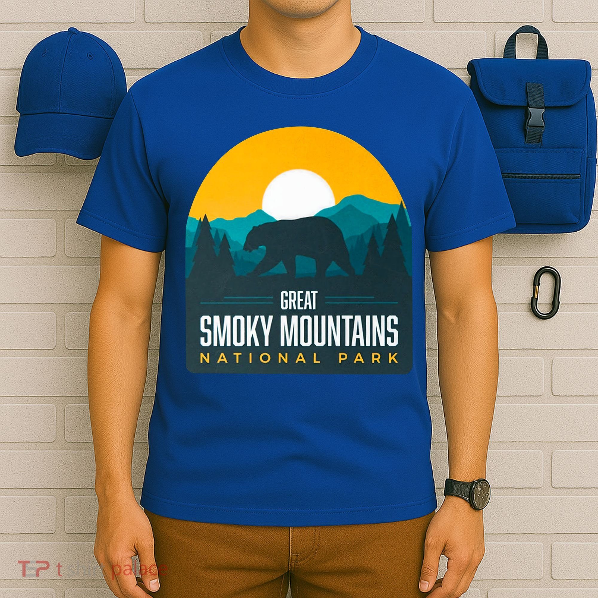 Great Smoky Mountains National Park Bear Hiking Souvenir Gift T-Shirt