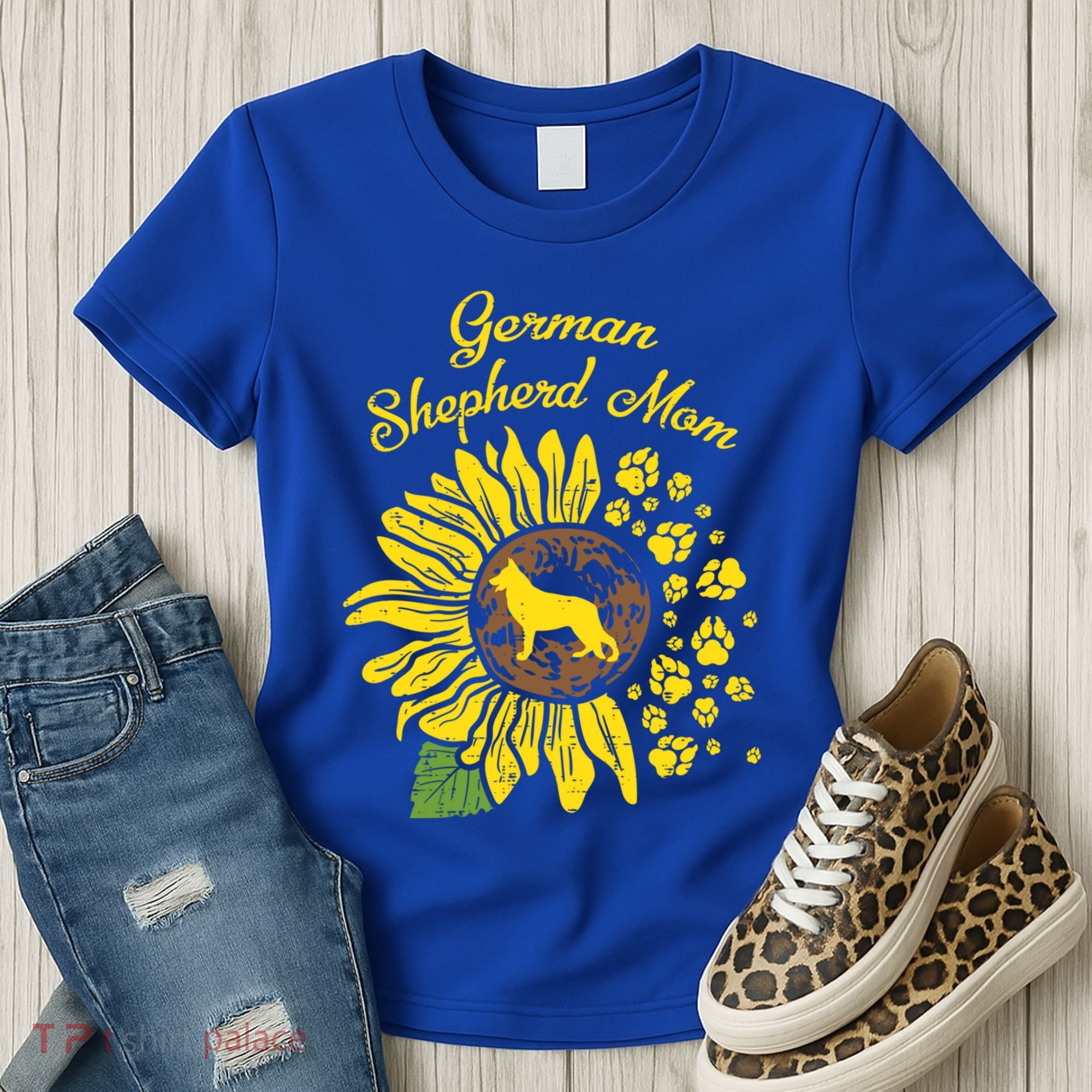 Ger Shepherd Mom Sunflower Paws K9 Dog Lover Owner Gift Women's T-Shirt