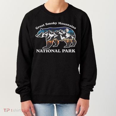 Great Smoky Mountains National Park Bear Hiking Souvenir Women's Sweatshirt