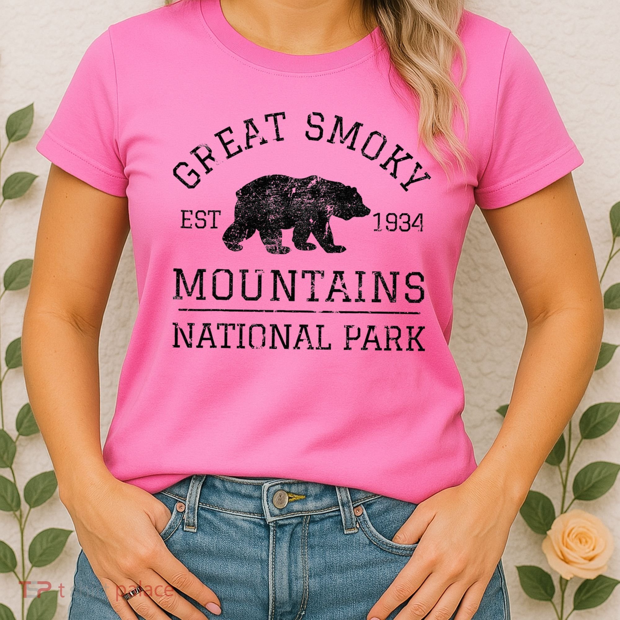 Great Smoky Mountains National Park Tennessee Bear Women's T-Shirt