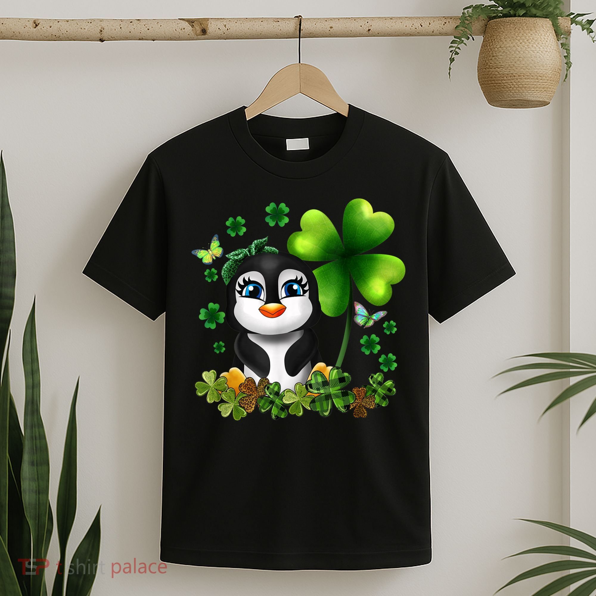 Girls St Patricks Day Gift For Penguin Kids Green Shamrock Women Gift T-Shirt