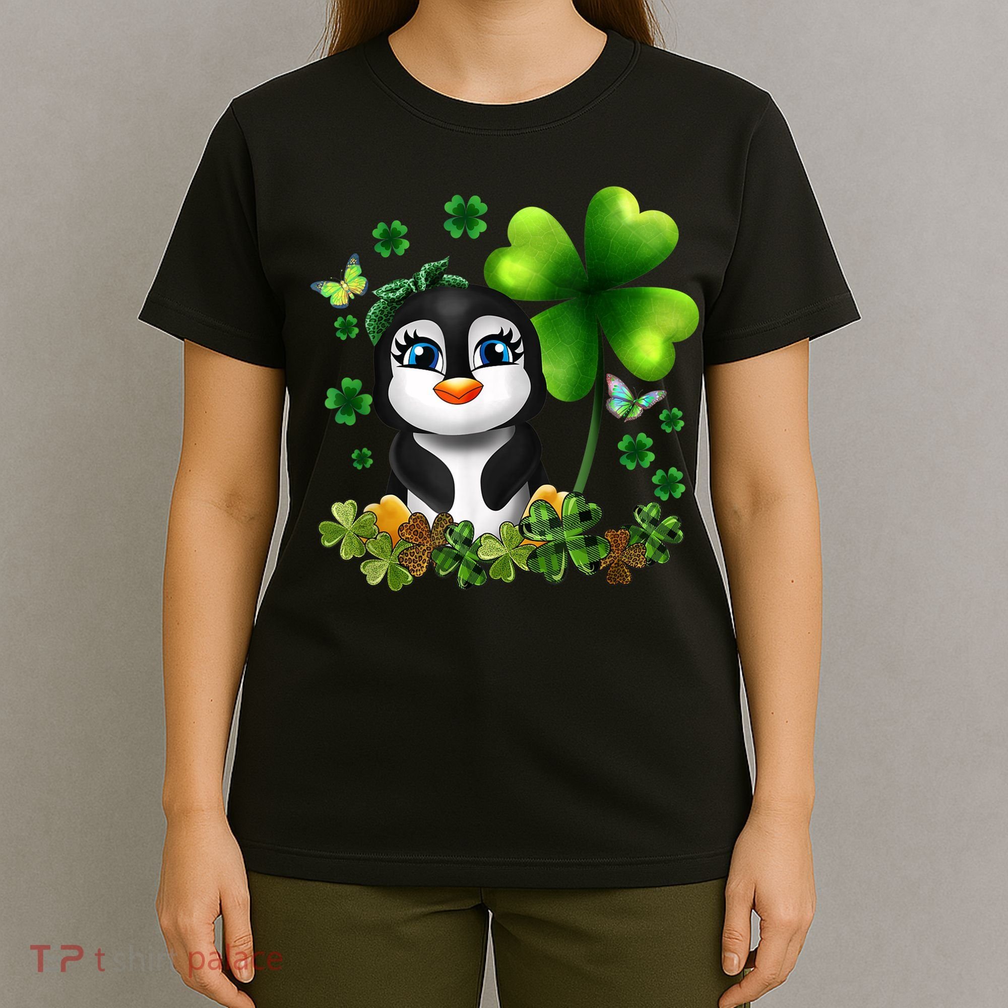Girls St Patricks Day Gift For Penguin Kids Green Shamrock Women Gift T-Shirt