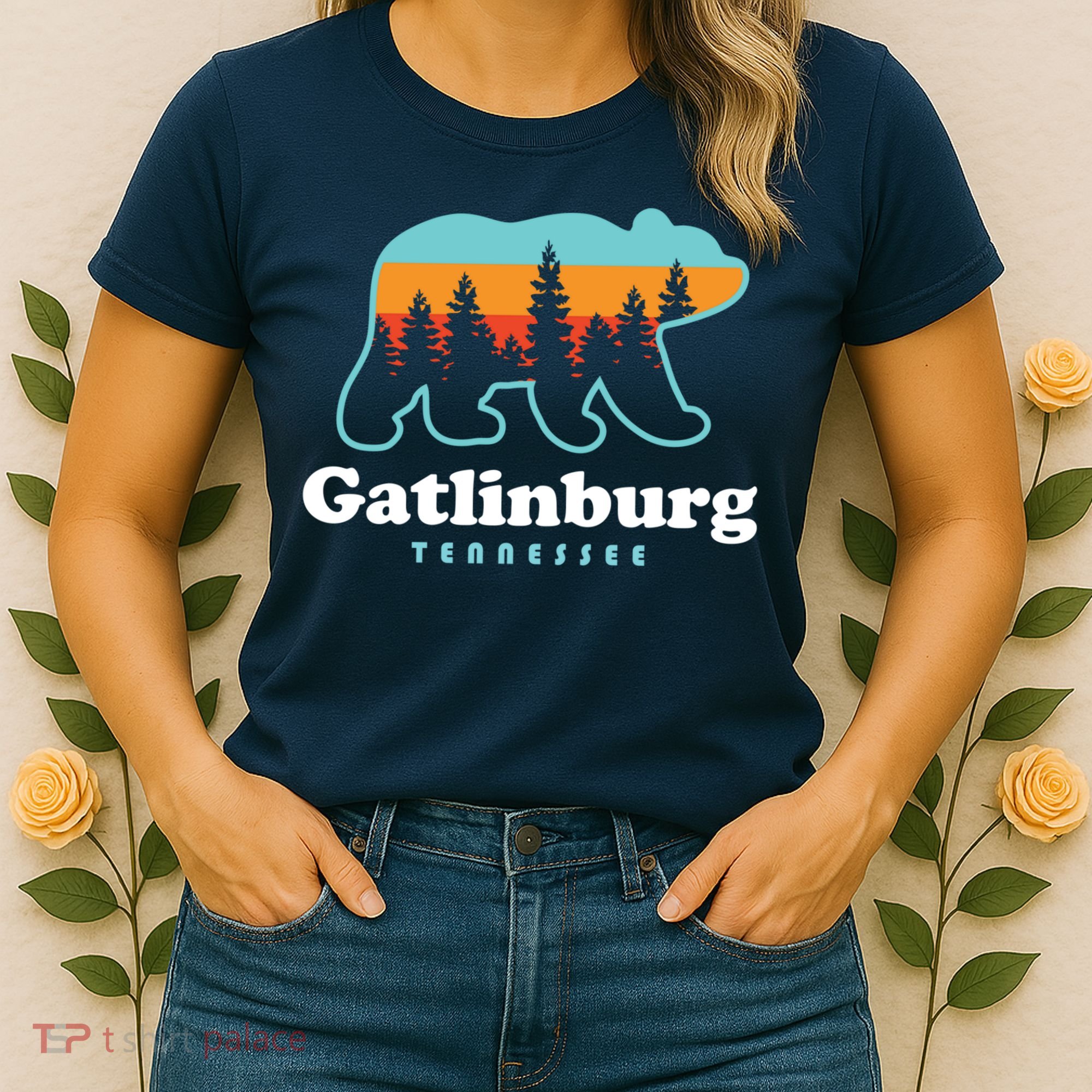 Gatlinburg Tennessee Bear Great Smoky Mountains Women's T-Shirt