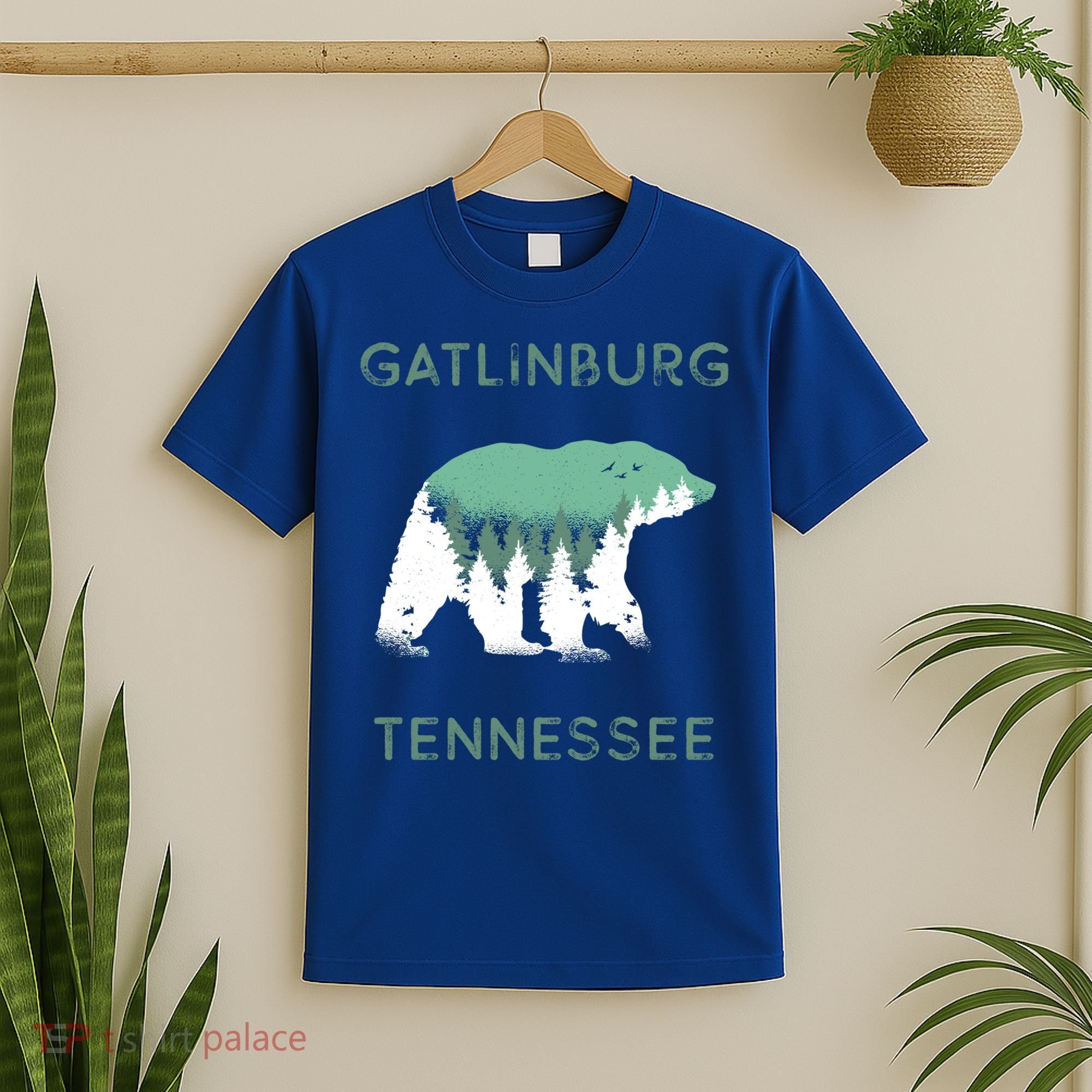 Gatlinburg Tennessee Great Smoky Mountains Bear Gift T-Shirt