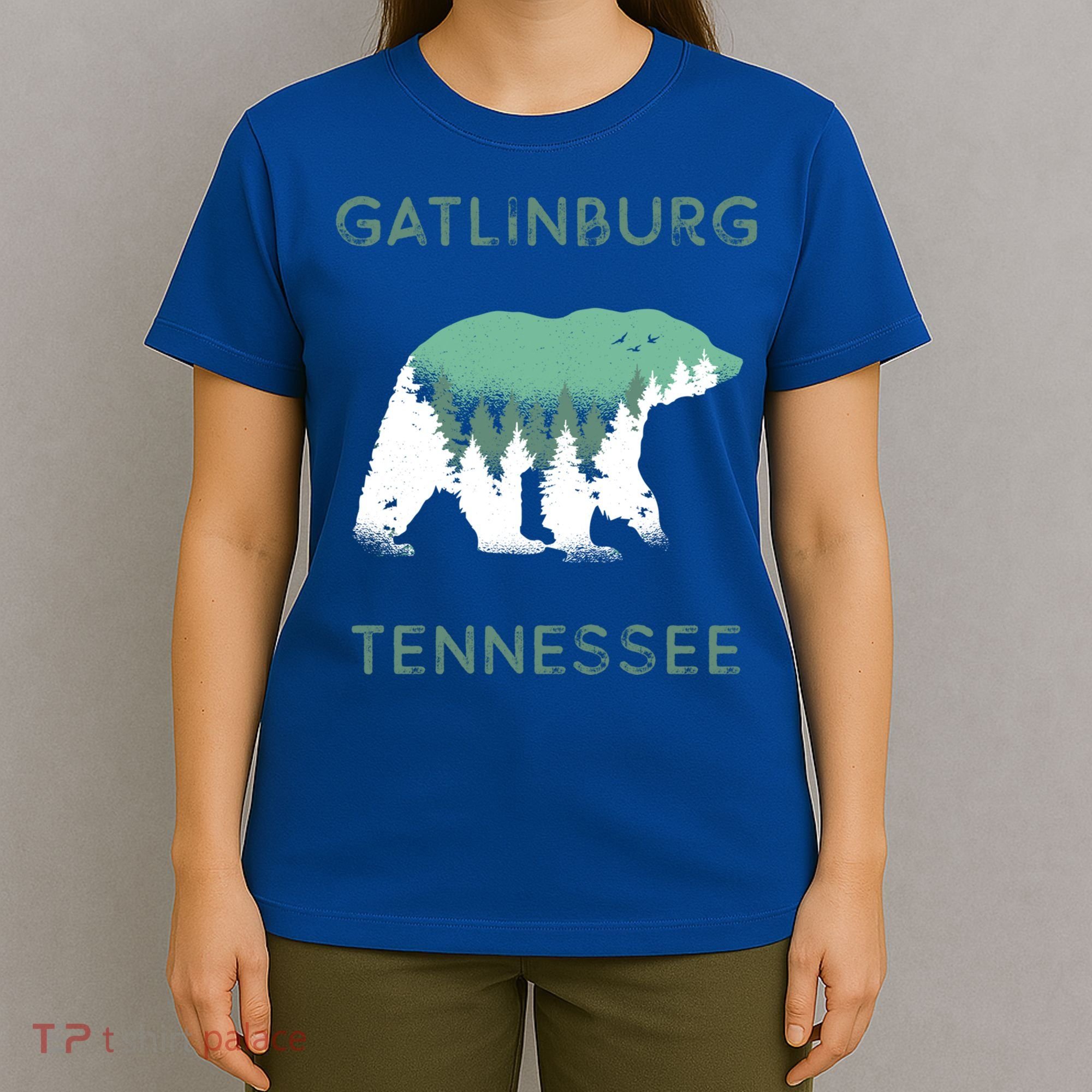 Gatlinburg Tennessee Great Smoky Mountains Bear Gift T-Shirt