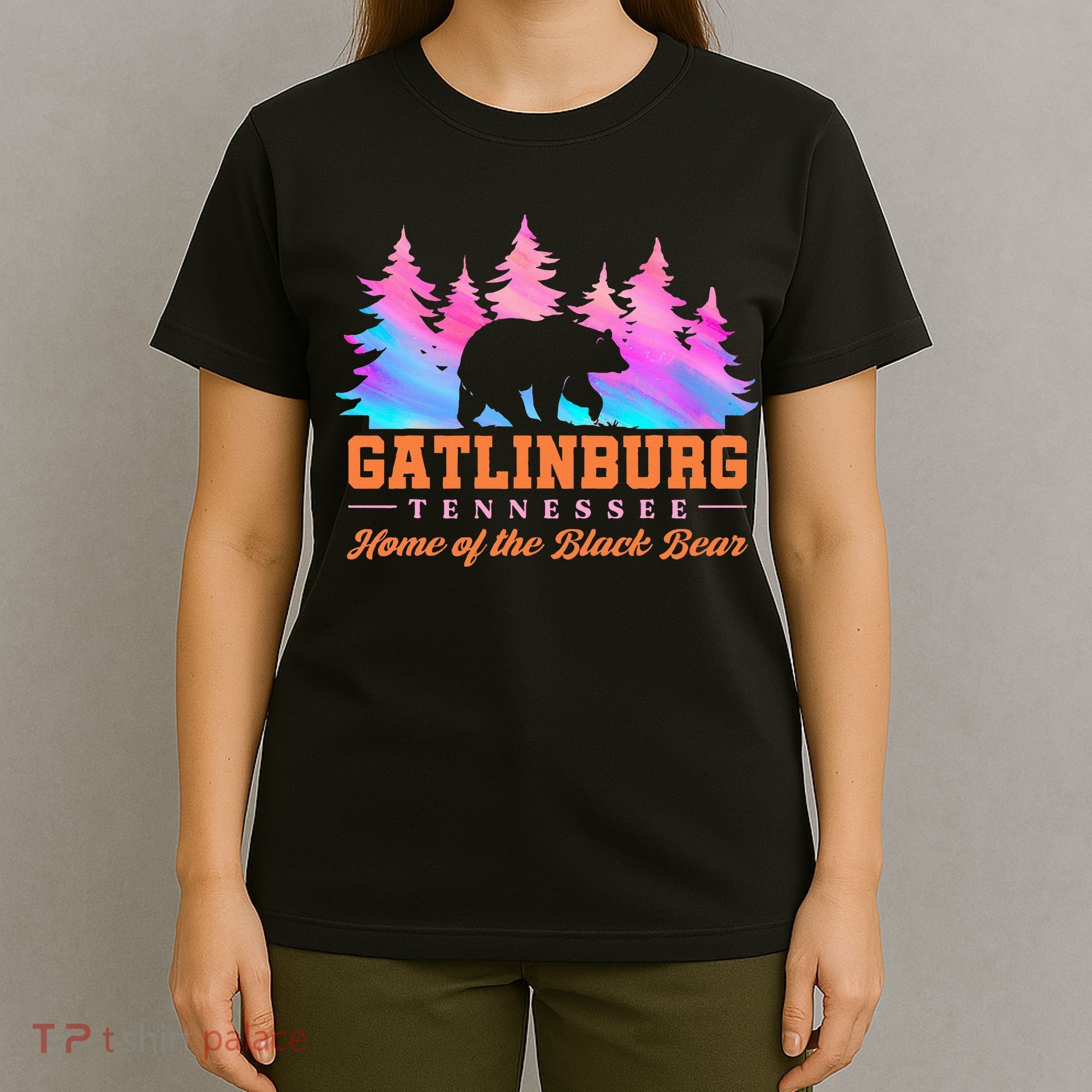 Gatlinburg Tennessee Home Of The Black Bear T-Shirt