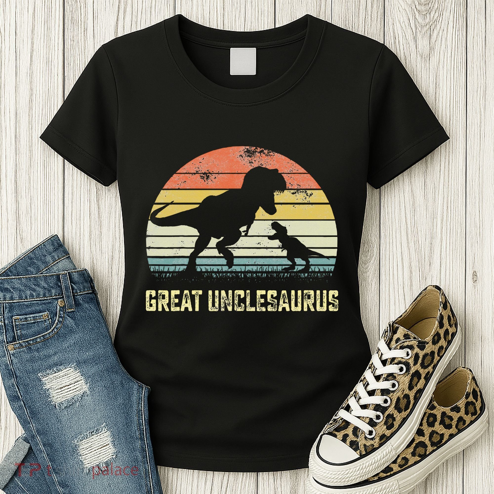 Great Unclesaurus T Rex Dinosaur Great Uncle Saurus Women's T-Shirt