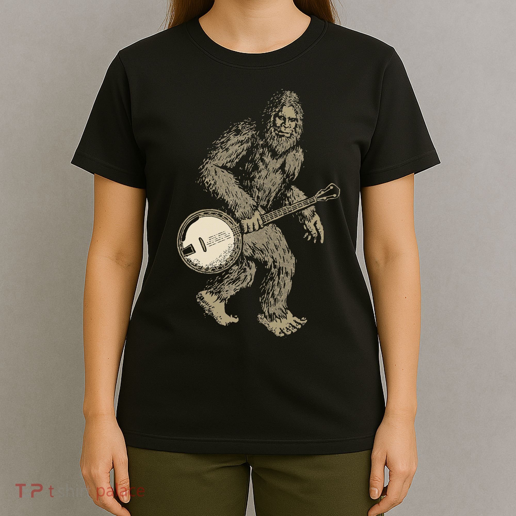 Grassquatch! Vintage Bigfoot & Bluegrass Banjo Music T-Shirt