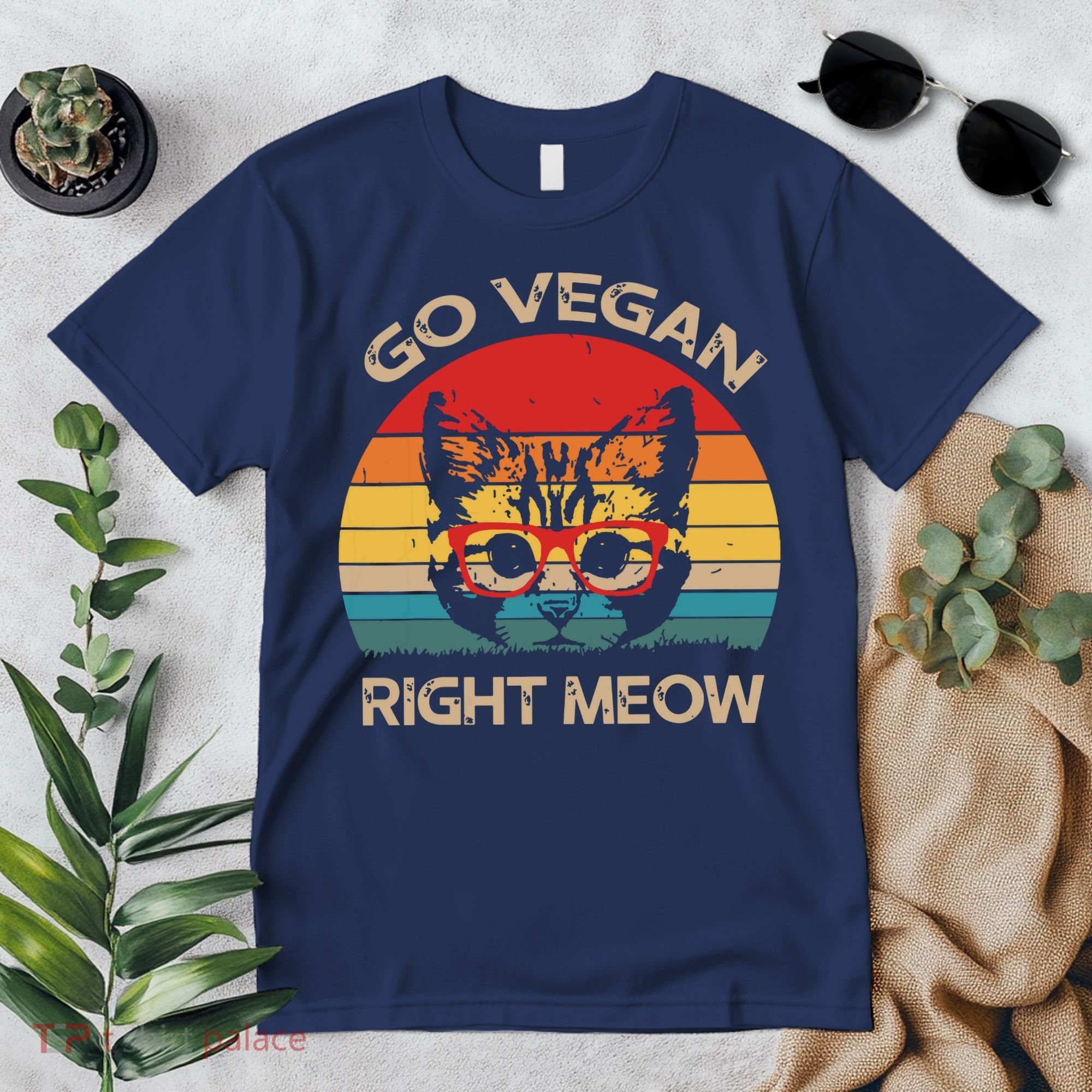 Go Vegan Right Meow Funny Cat Vegan Premium T-Shirt
