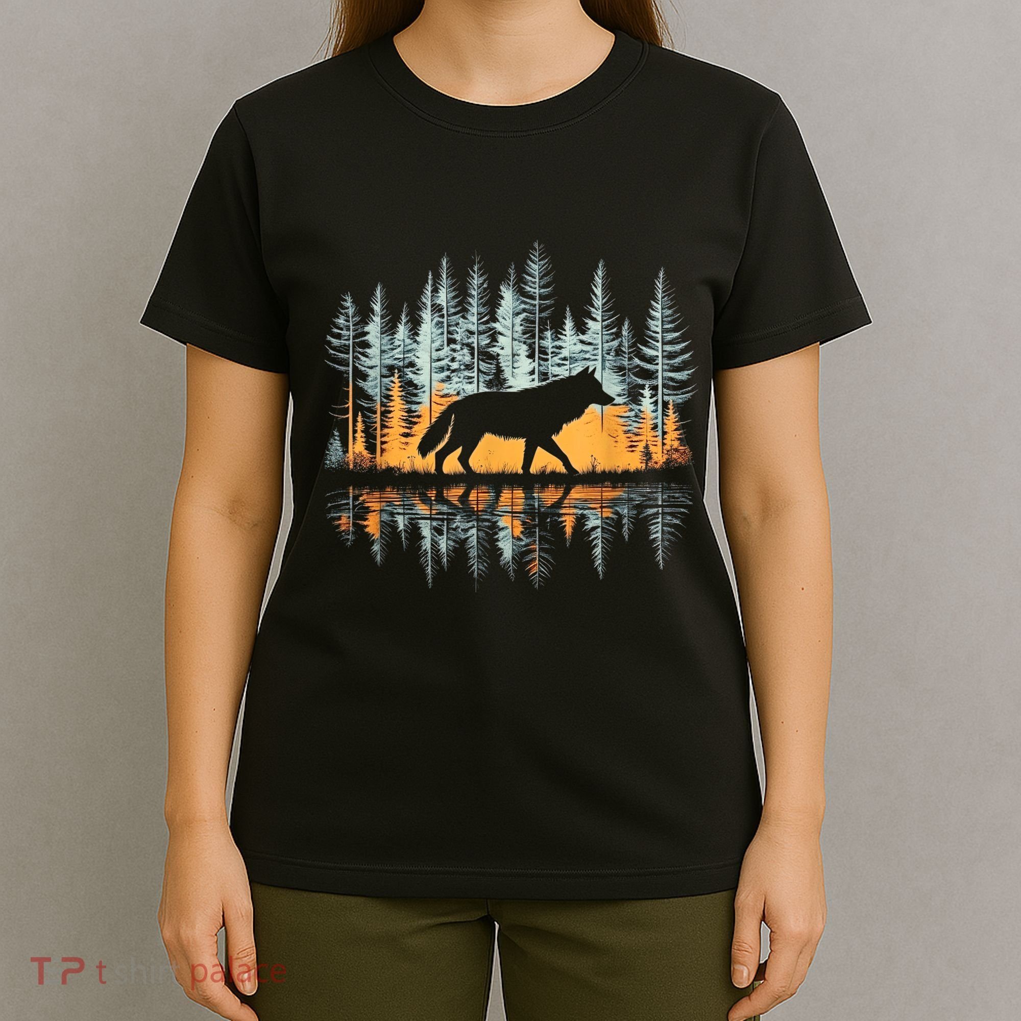 Graphic Wolf Forest Nature Wildlife Outdoor T-Shirt