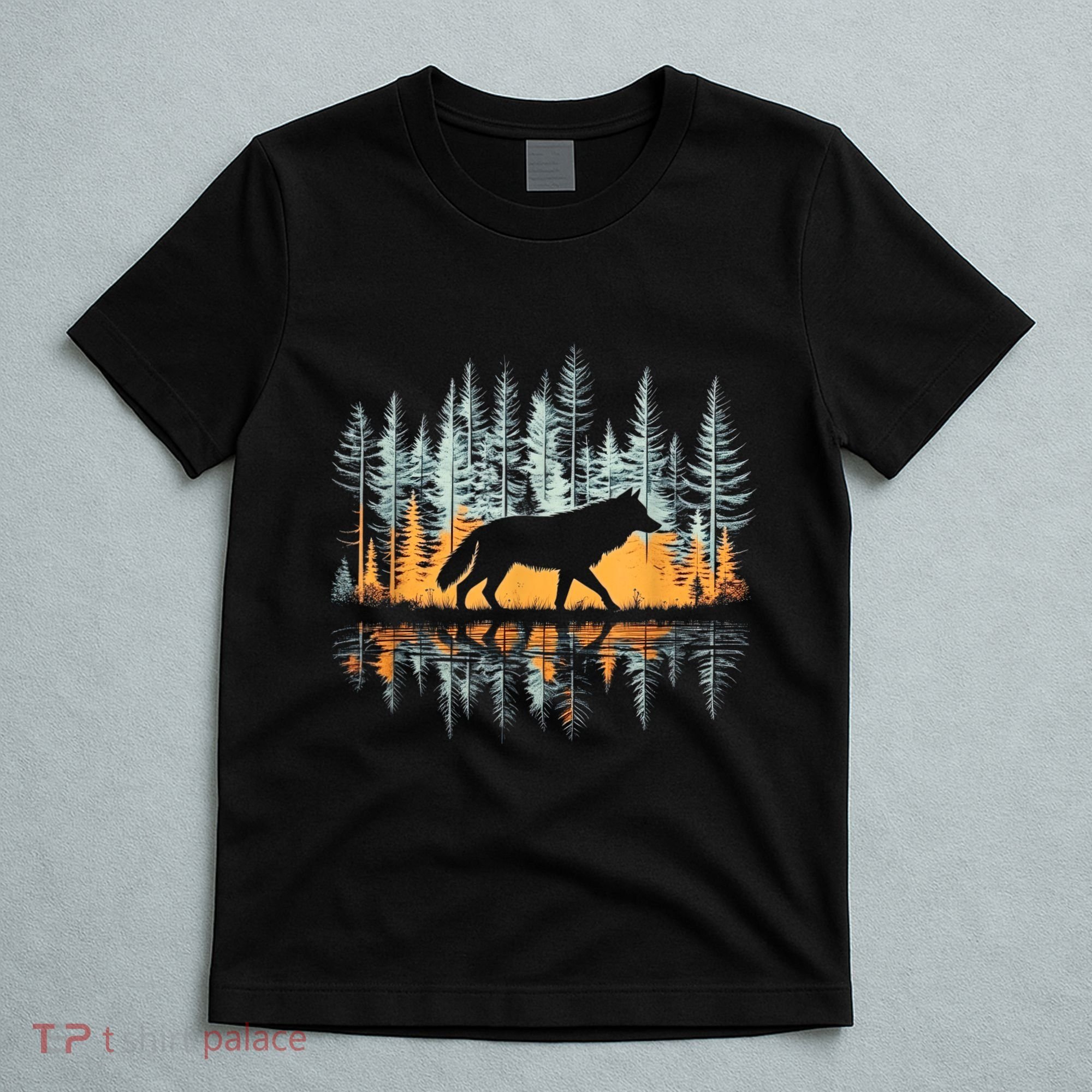 Graphic Wolf Forest Nature Wildlife Outdoor T-Shirt