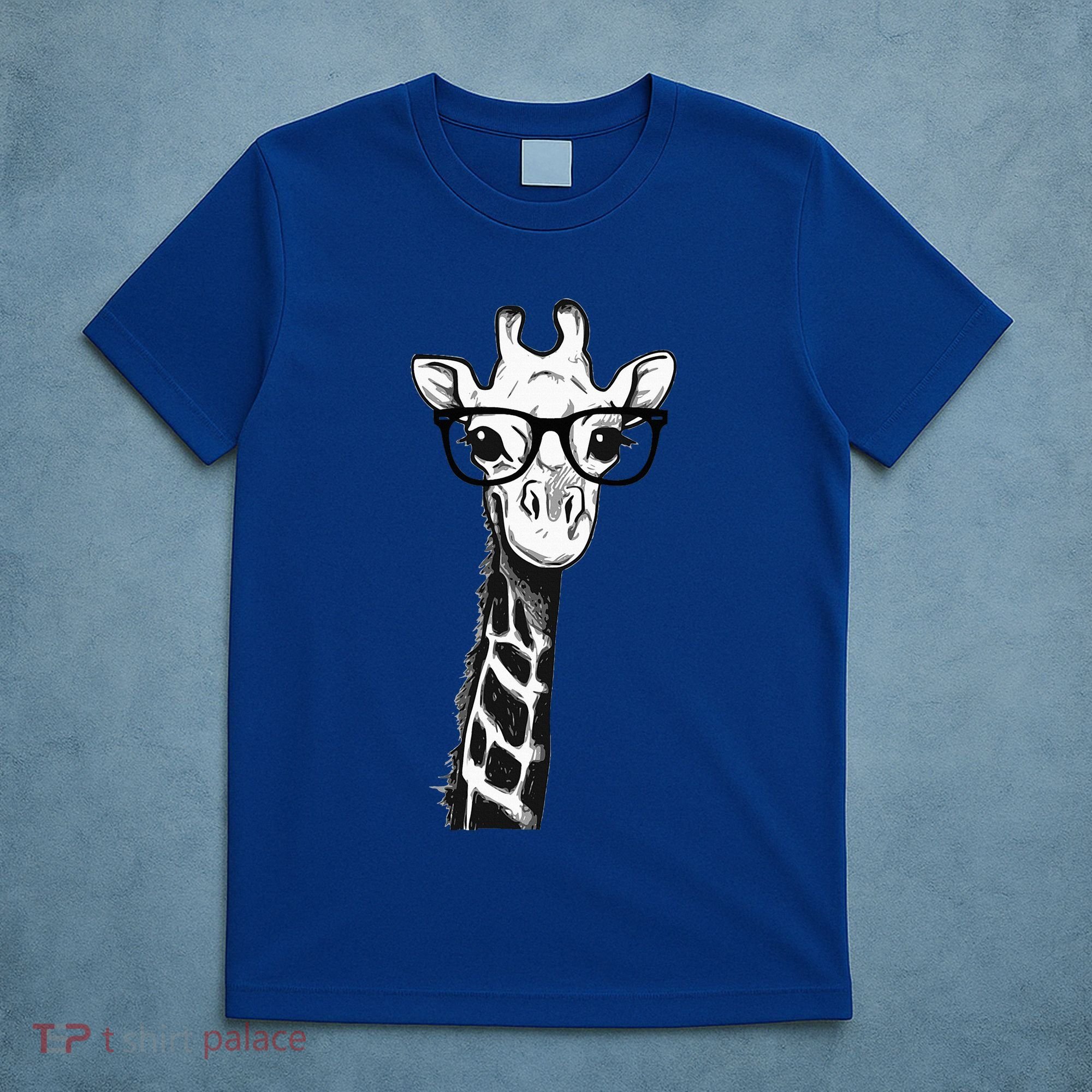 Giraffe With Glasses Gift For Zoo Animal Lovers T-Shirt