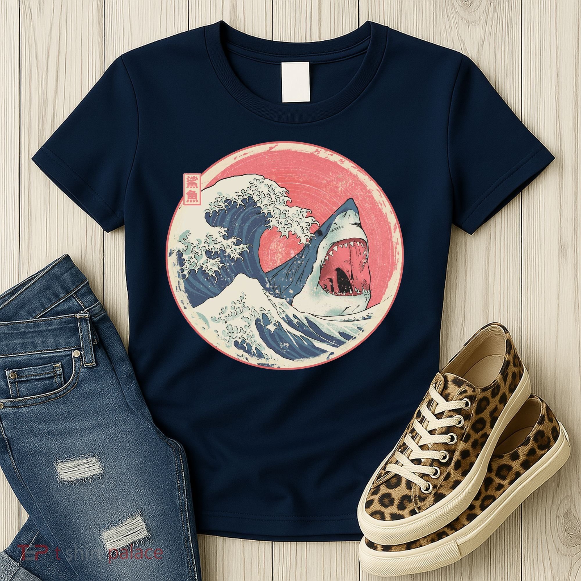 Great Wave Great White Shark Traditional Painting Women's T-Shirt