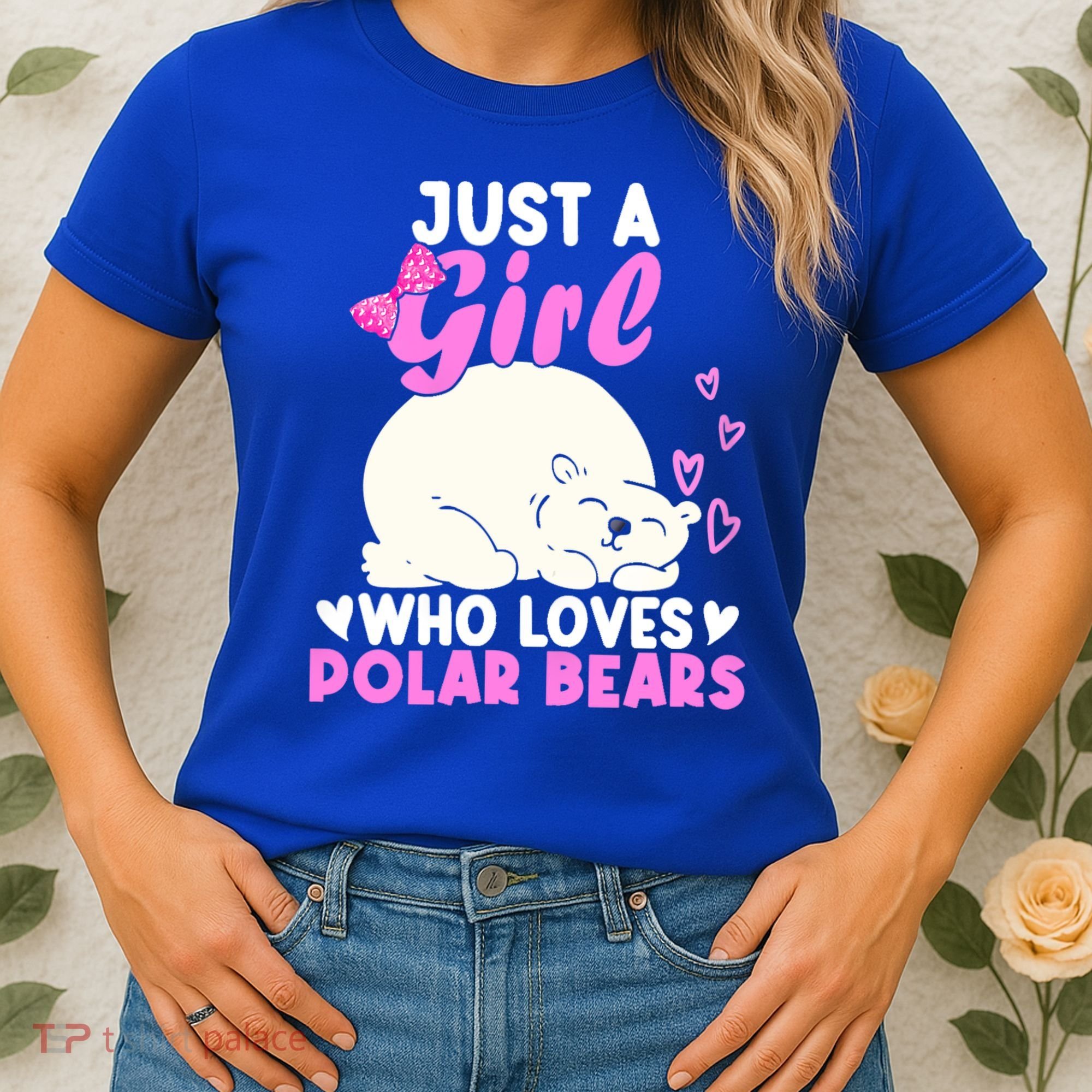 Girl Who Loves Polar Bear | North Pole | Cute Polar Bear Women's T-Shirt
