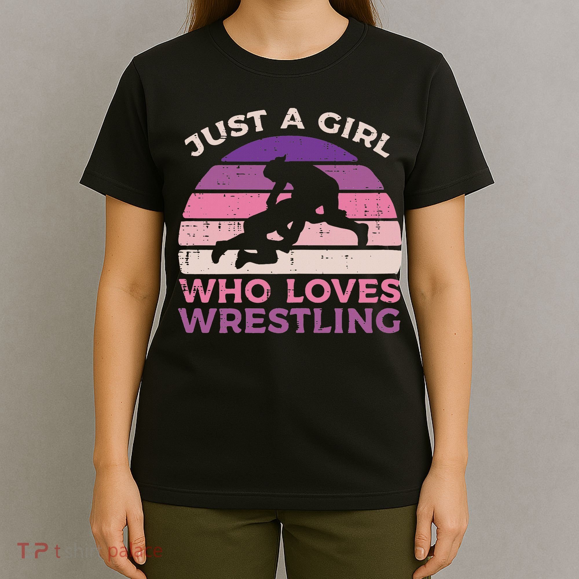 Girl Who Loves Wrestling Retro Wrestler Women  T-Shirt