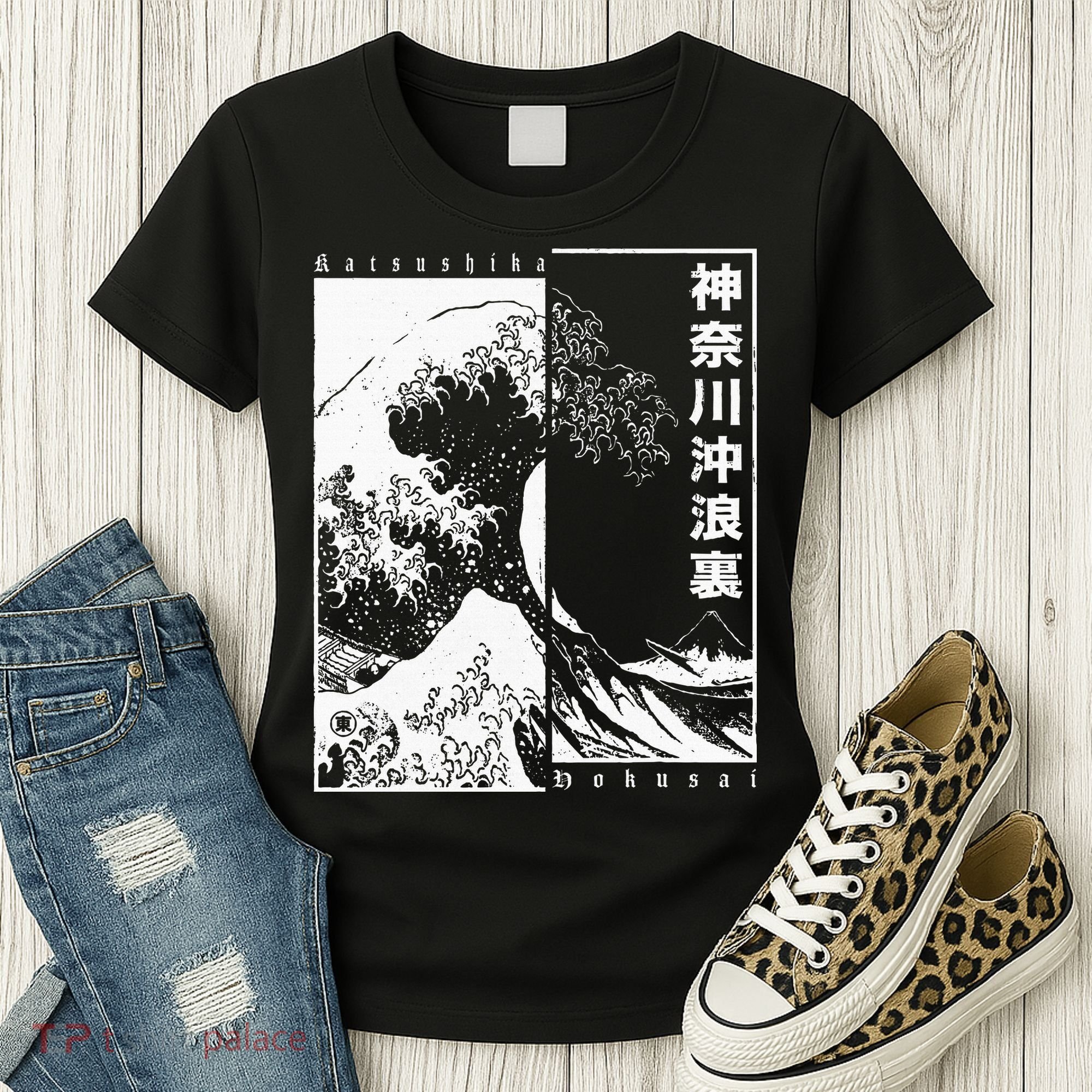 Great Wave Off Kanagawa Japanese Aesthetic Hokusai Women's T-Shirt