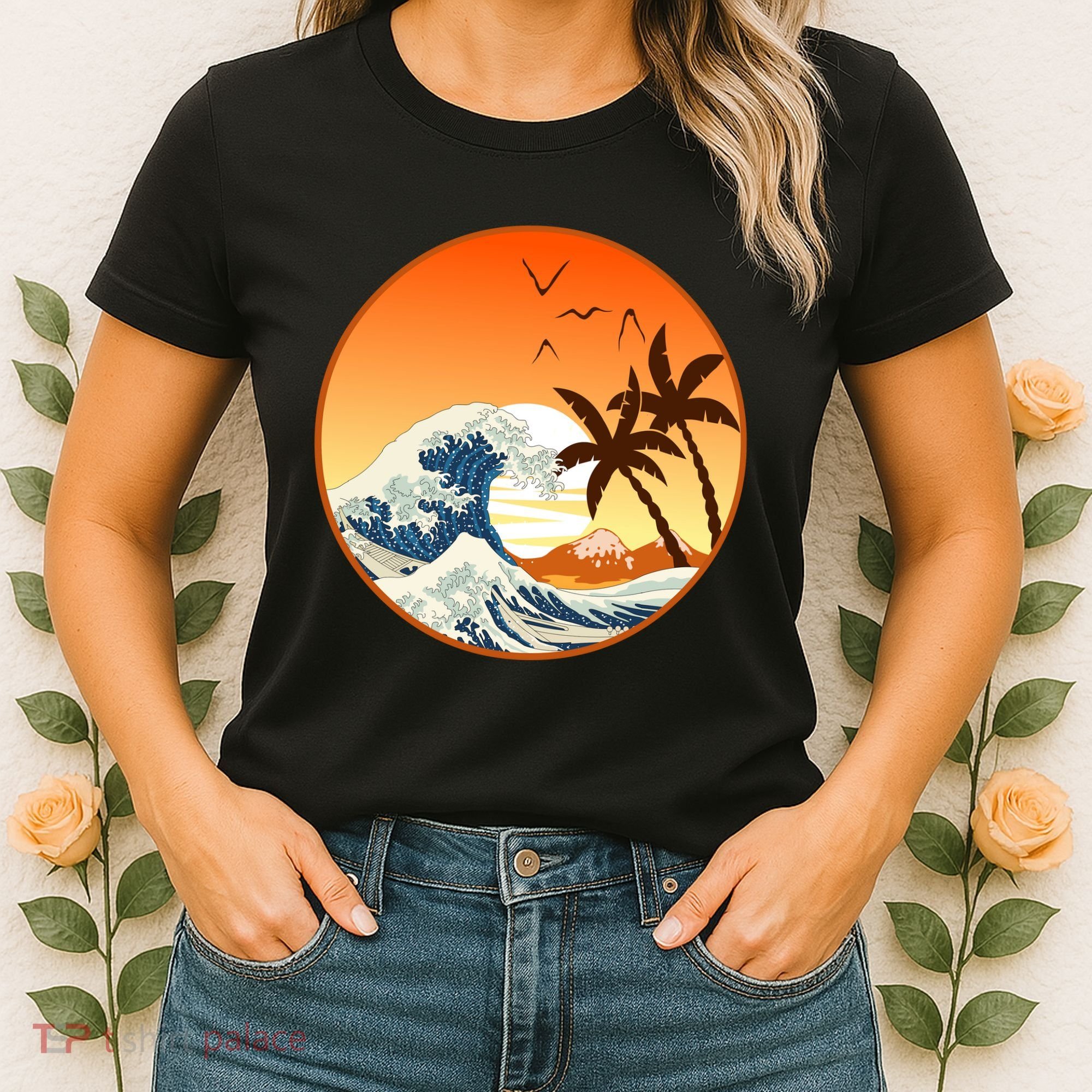 Great Wave Off Kanagawa Women's T-Shirt