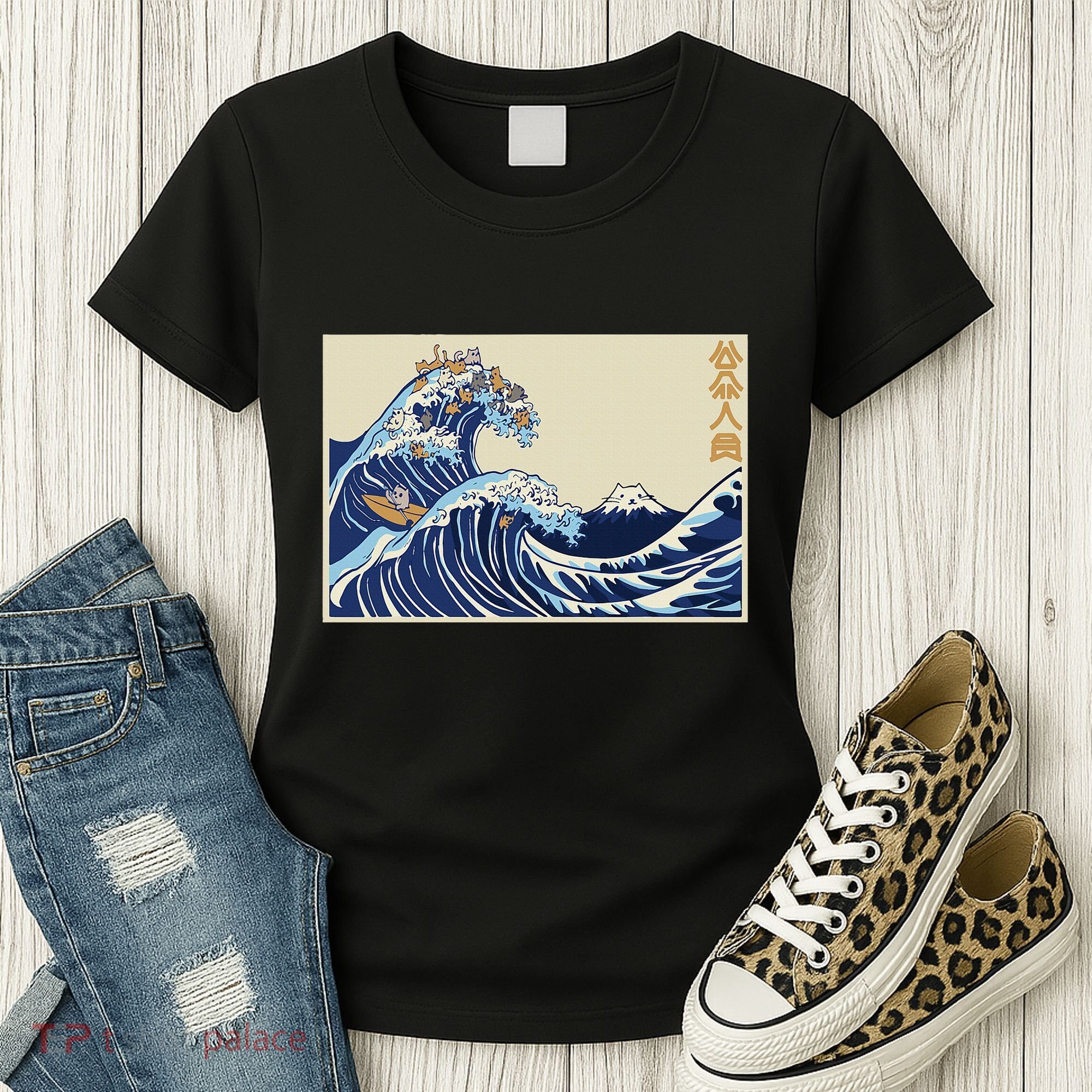 Great Wave Off Kanagawa With Cats Aesthetic Kanji Women's T-Shirt