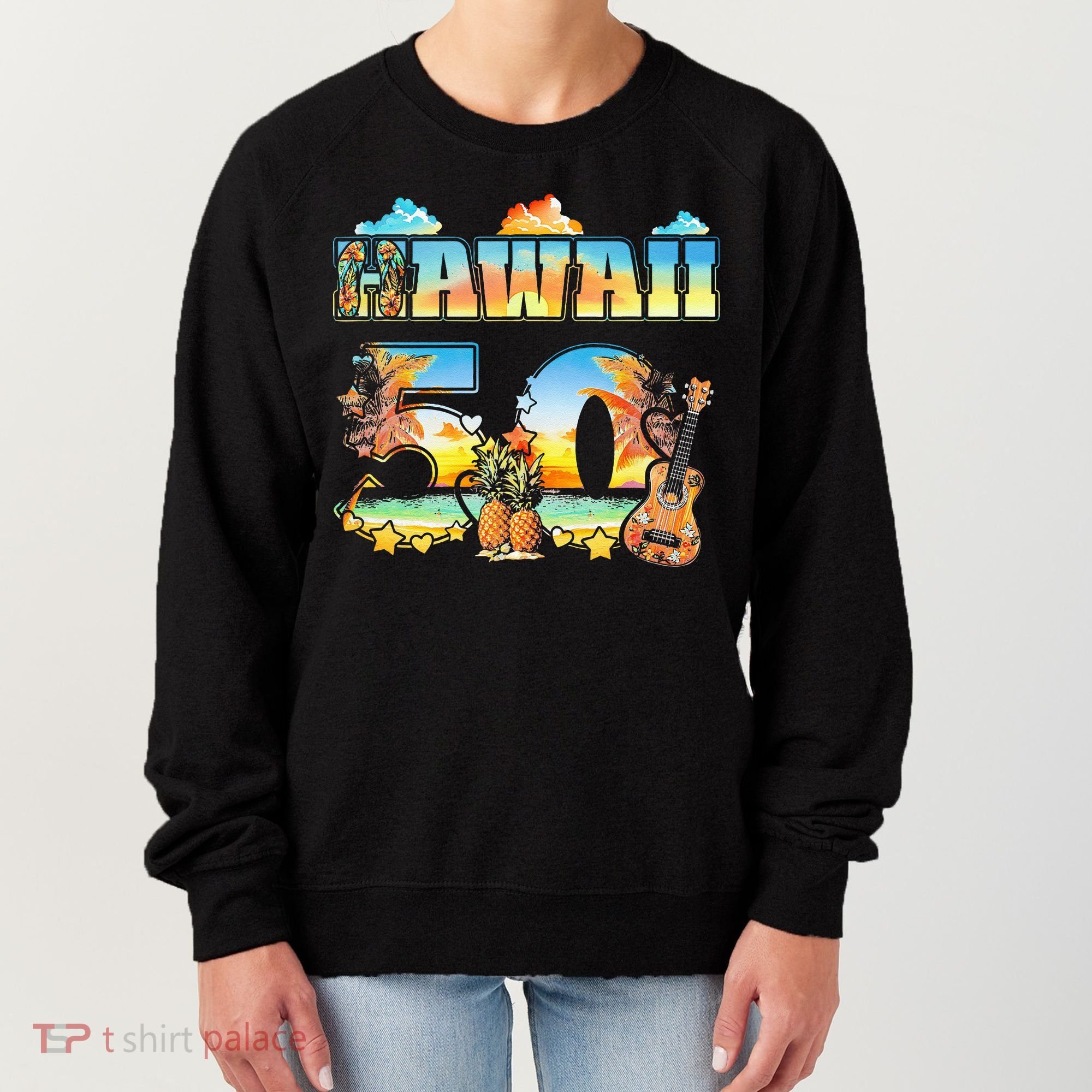 Hawaii 50Th State Hawaiian Beach Hibiscus 50 Maui Sunset Women's Sweatshirt