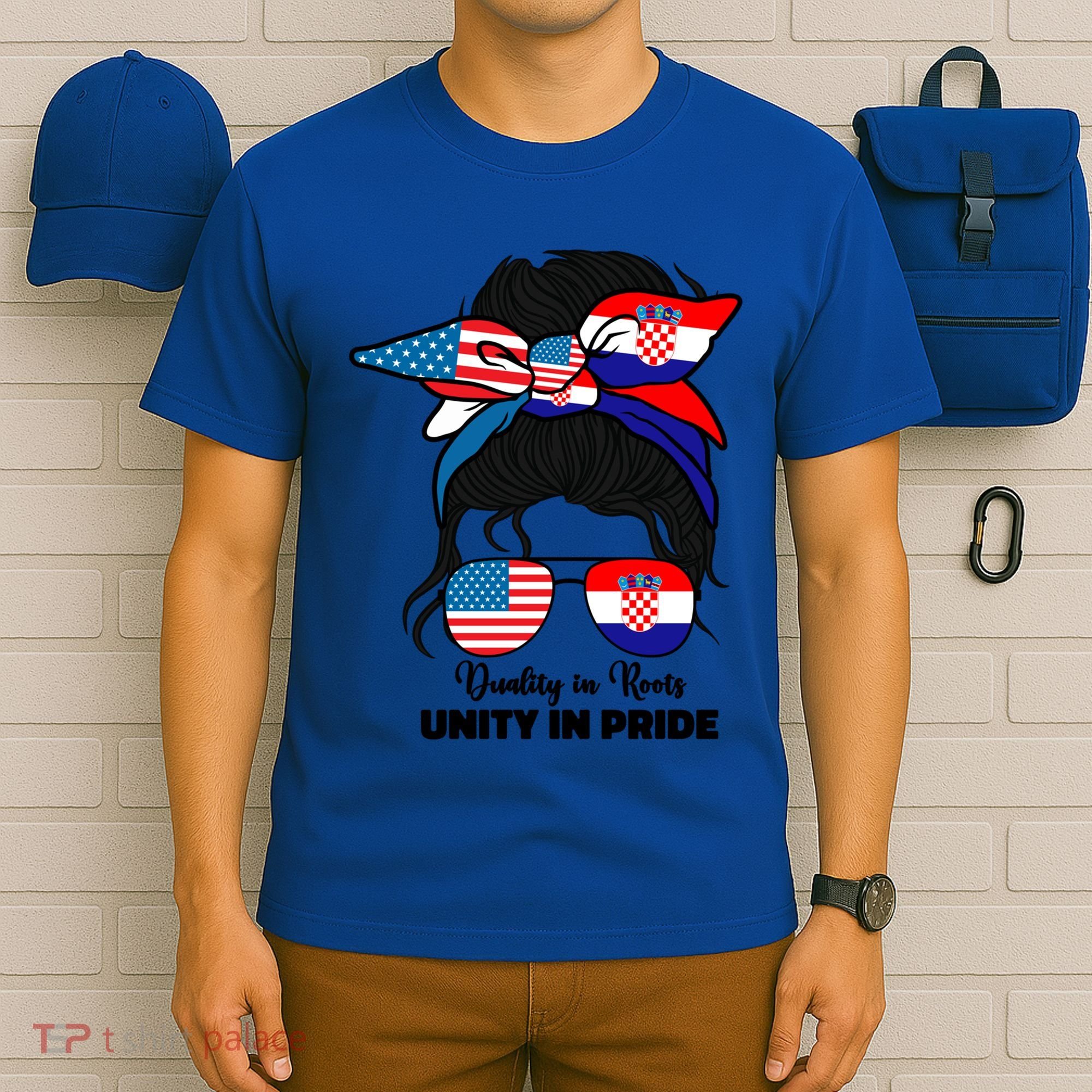 Half American And Croatian Usa Croatia Flag Gift T-Shirt