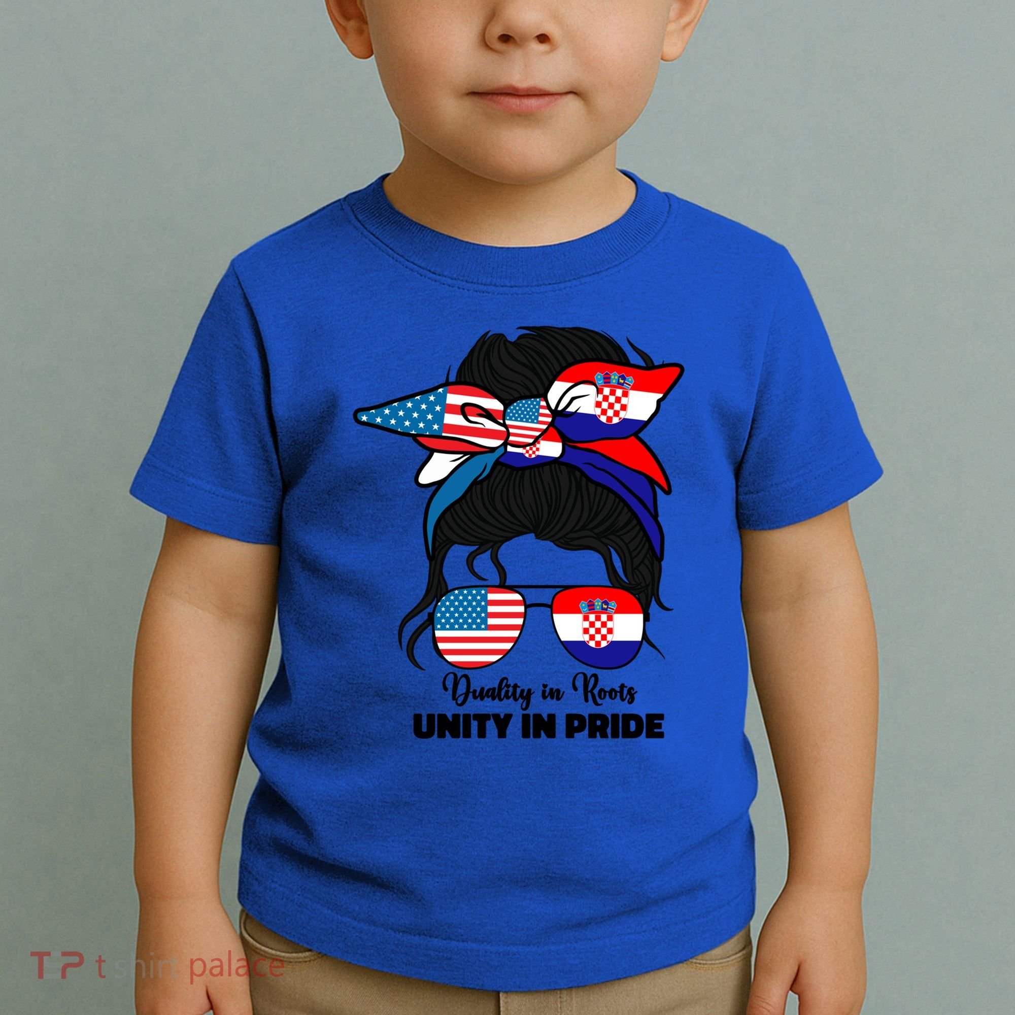 Half American And Croatian Usa Croatia Flag Gift Toddler T-Shirt