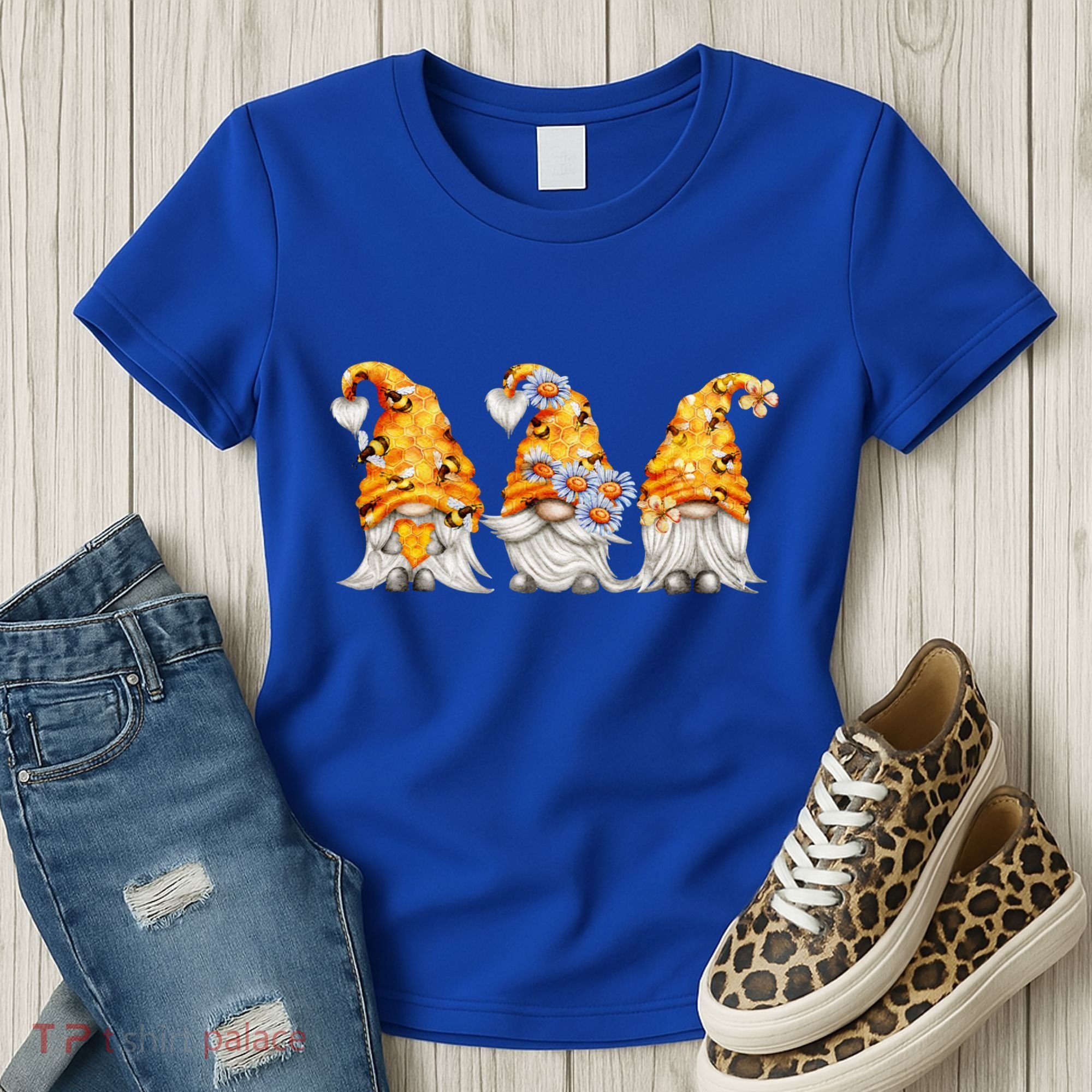 Honeybee And Daisy Bumblebee Bee Gnome Gift Women's T-Shirt