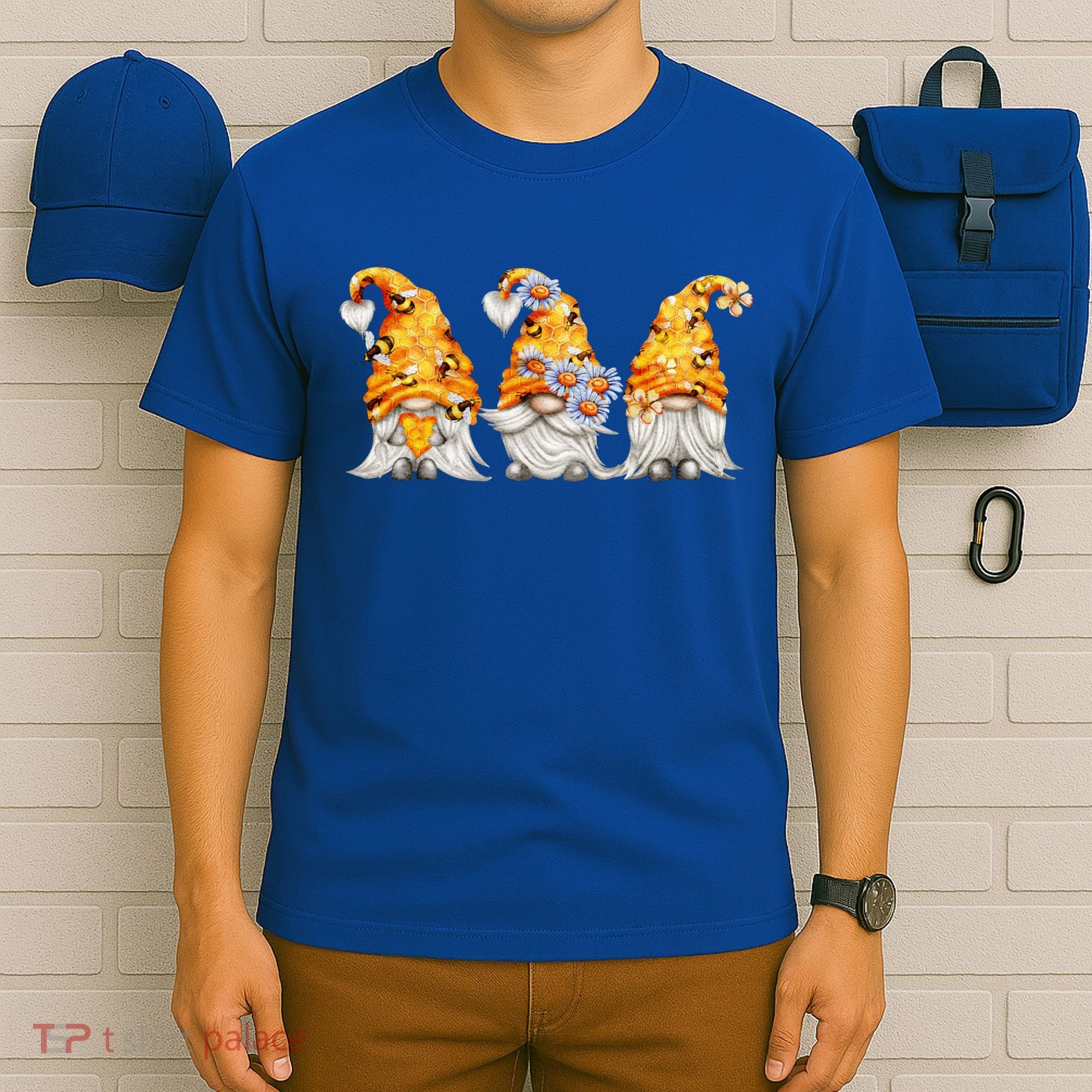 Honeybee And Daisy Bumblebee Bee Gnome Gift T-Shirt