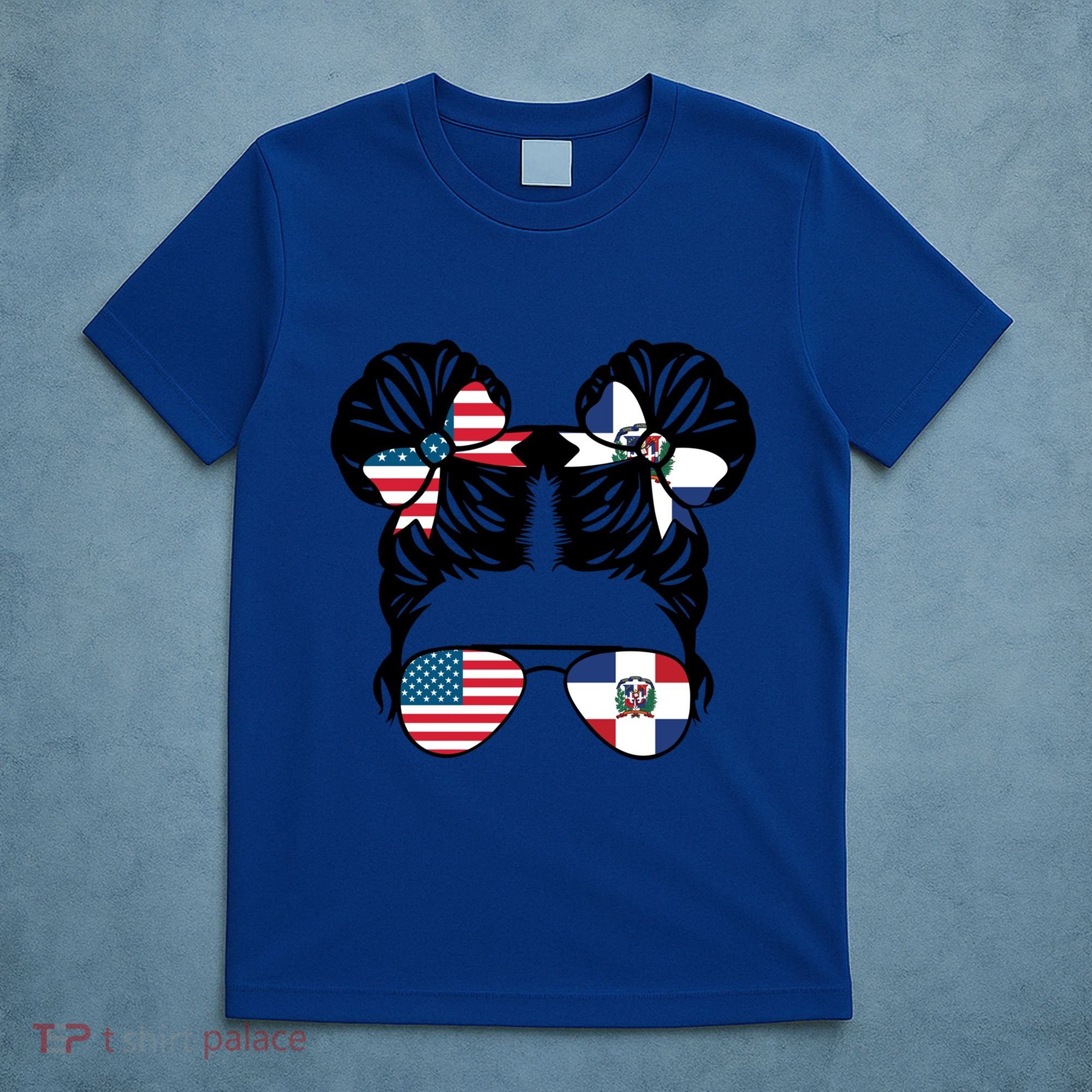 Half American Half Dominican Usa Dominica Flag Patriot Gift T-Shirt