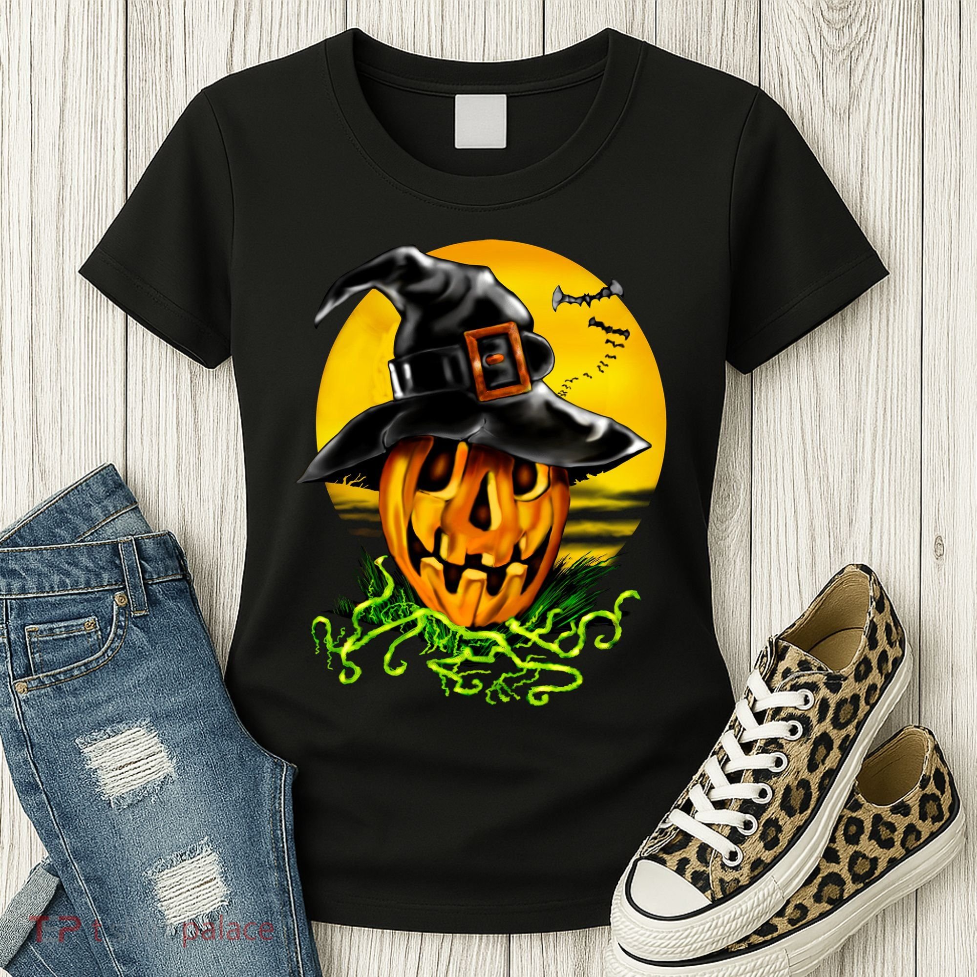 Halloween Pumpkin Wearing Witch Hat Women's T-Shirt