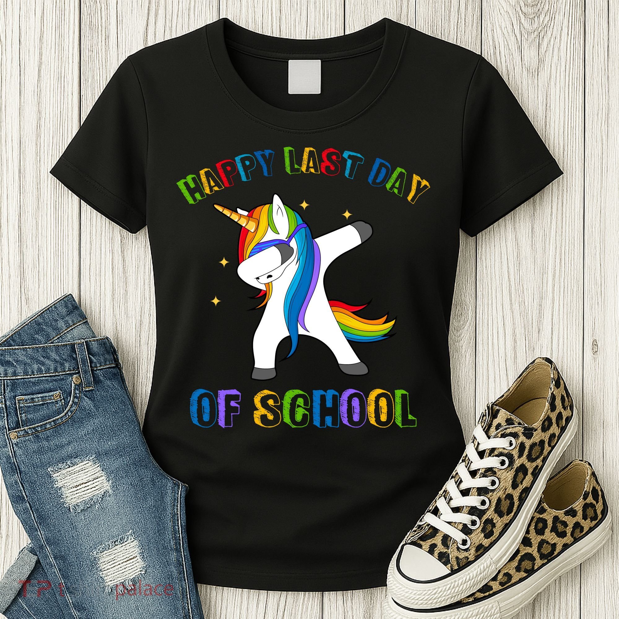 Happy Last Day Of School Dabbing Unicorn Women's T-Shirt