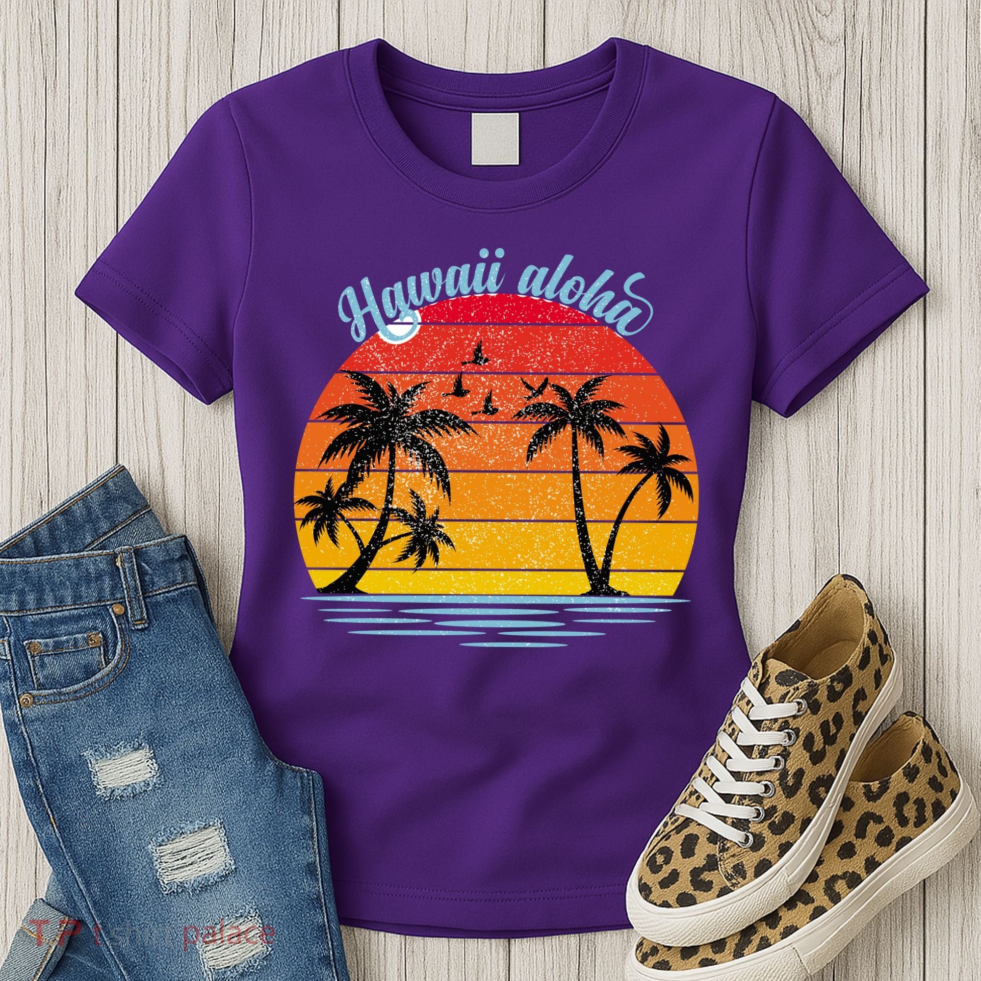 Hawaii Aloha Retro Sunset Beach Women's T-Shirt