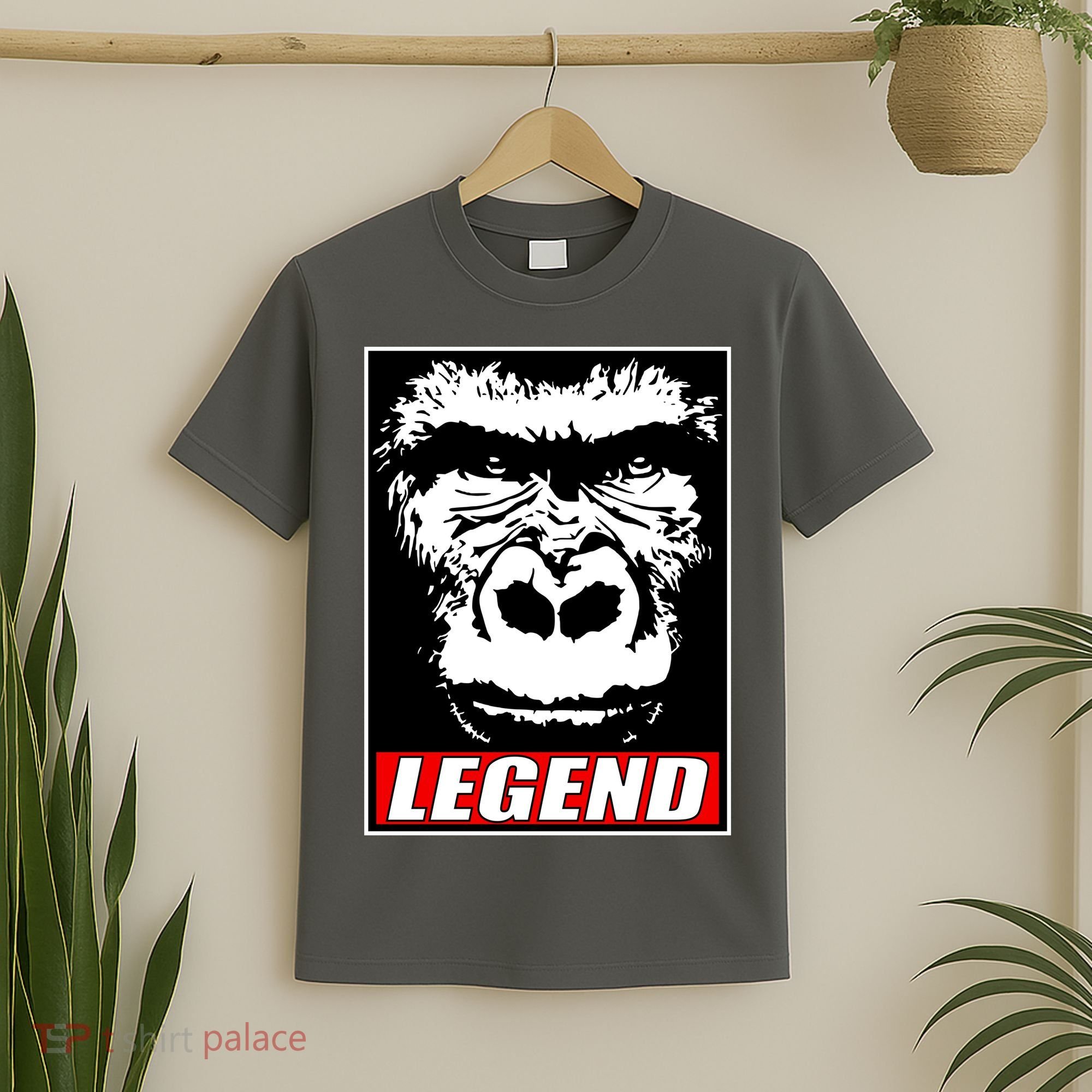Harambe LEGEND Gorilla Poster RIP 2016 T-Shirt