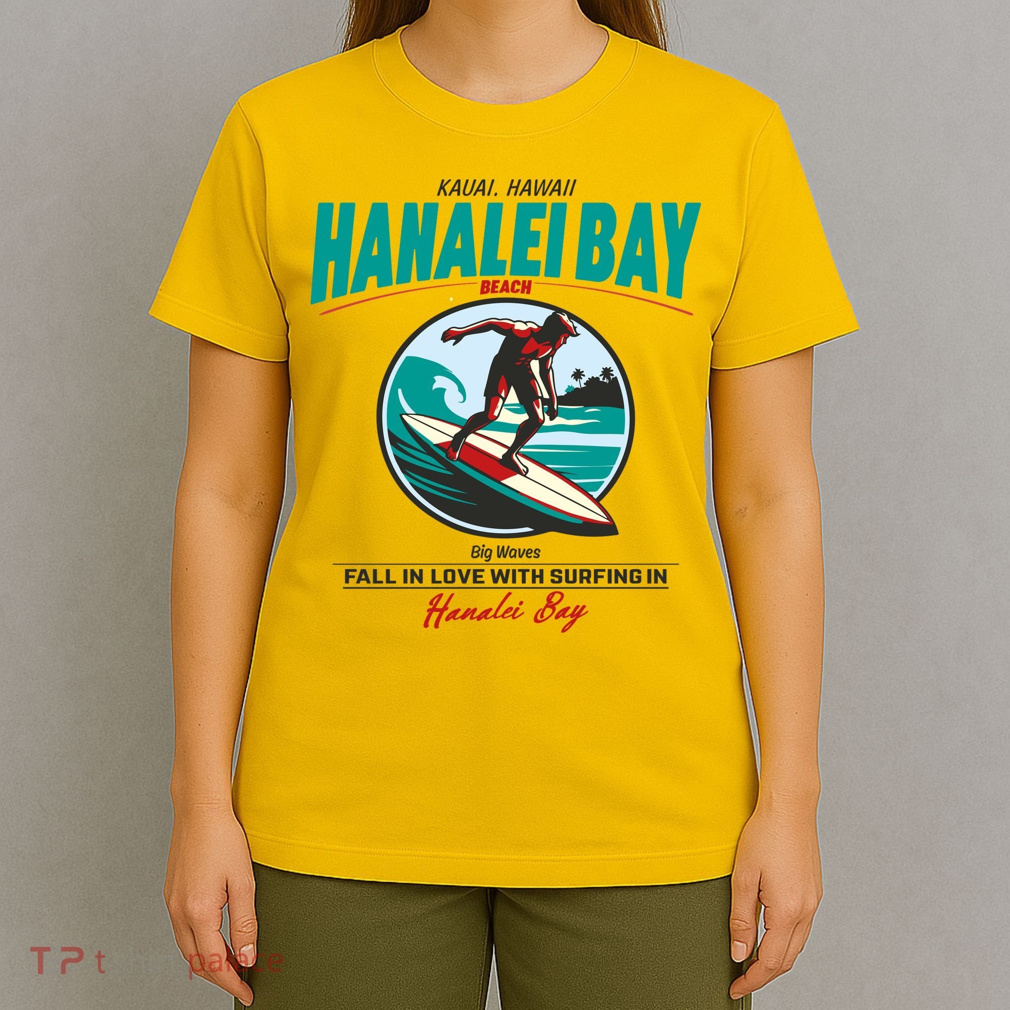 Hanalei Beach Bay Surfer Vintage T-Shirt