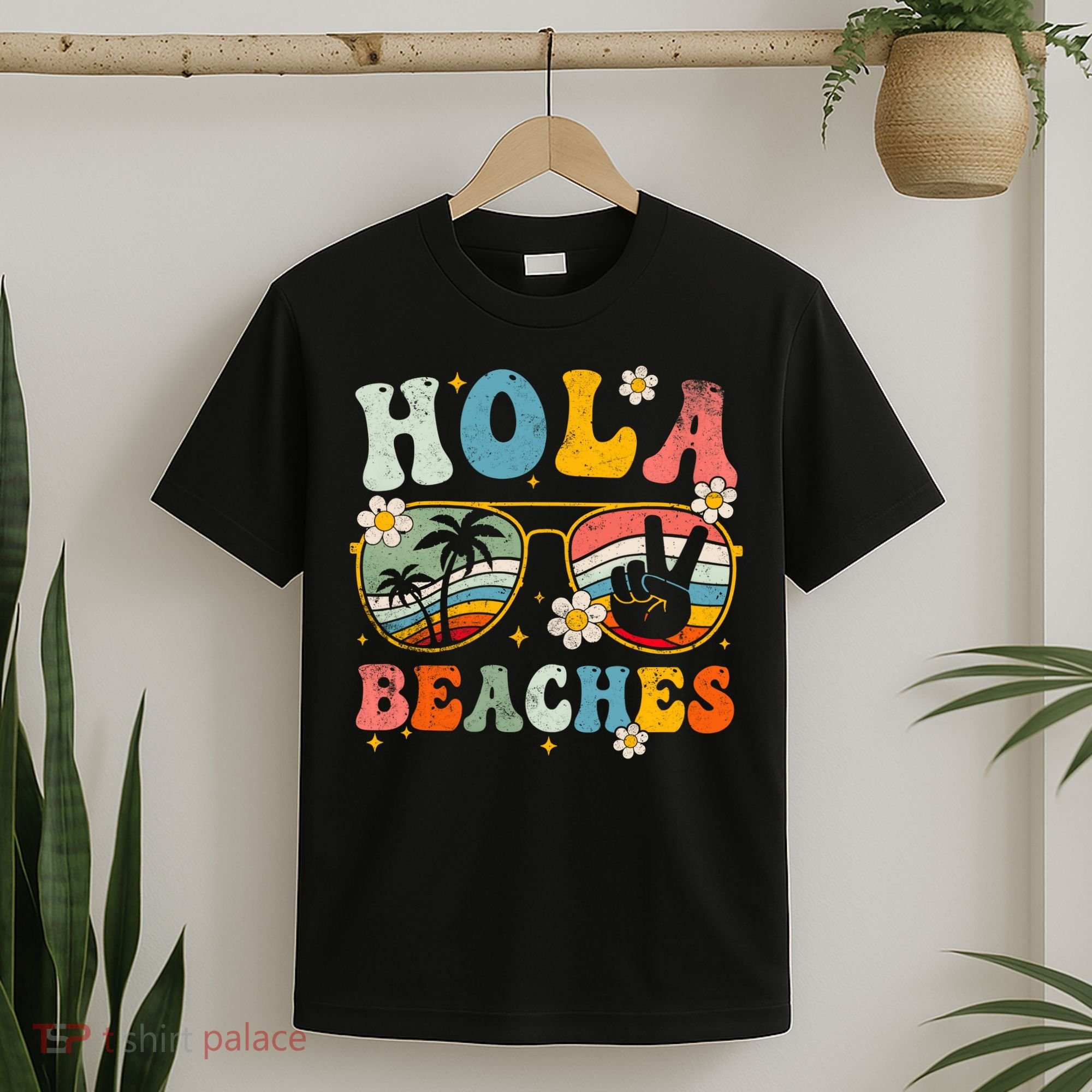 Hola Beaches Groovy Retro Funny Beach Vacation Summer T-Shirt