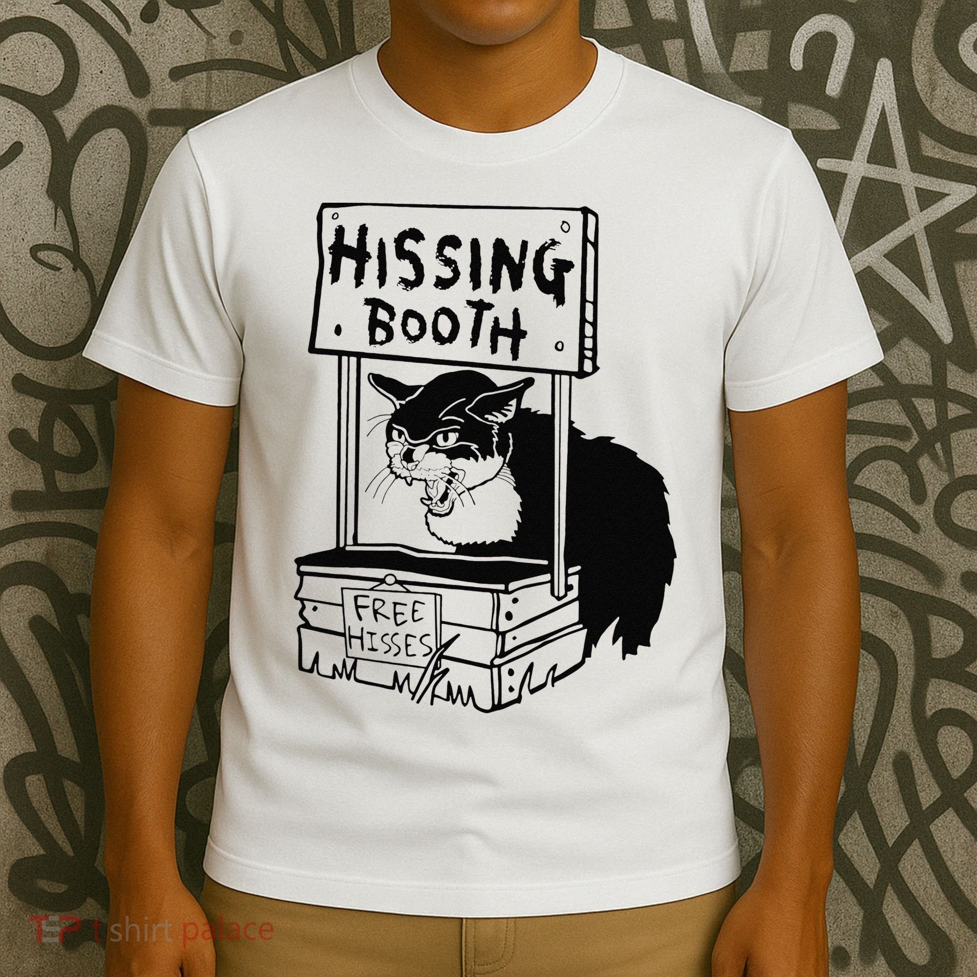 Hissing Booth Kitten Kitty Cat Furmom Furdad T-Shirt