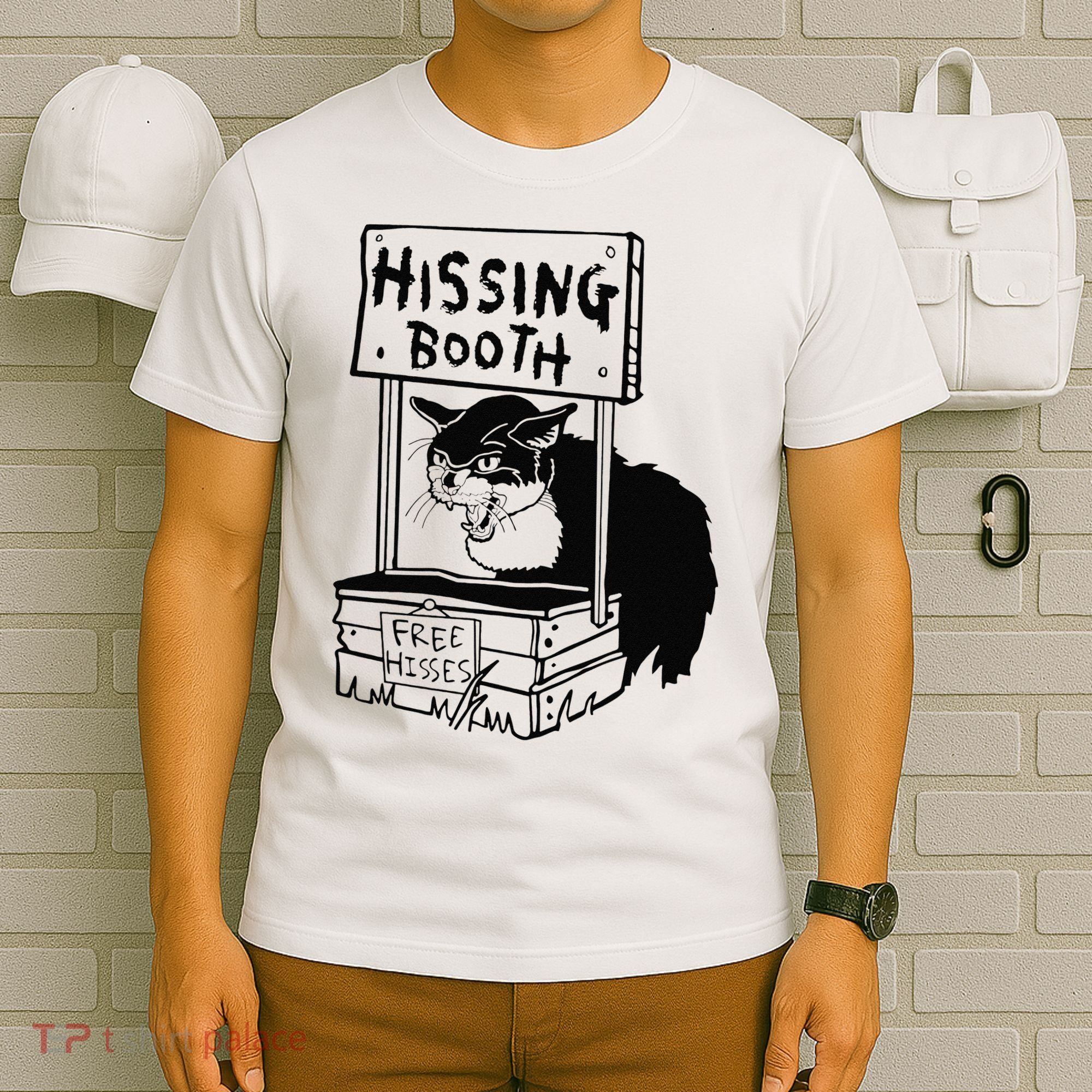 Hissing Booth Kitten Kitty Cat Furmom Furdad T-Shirt