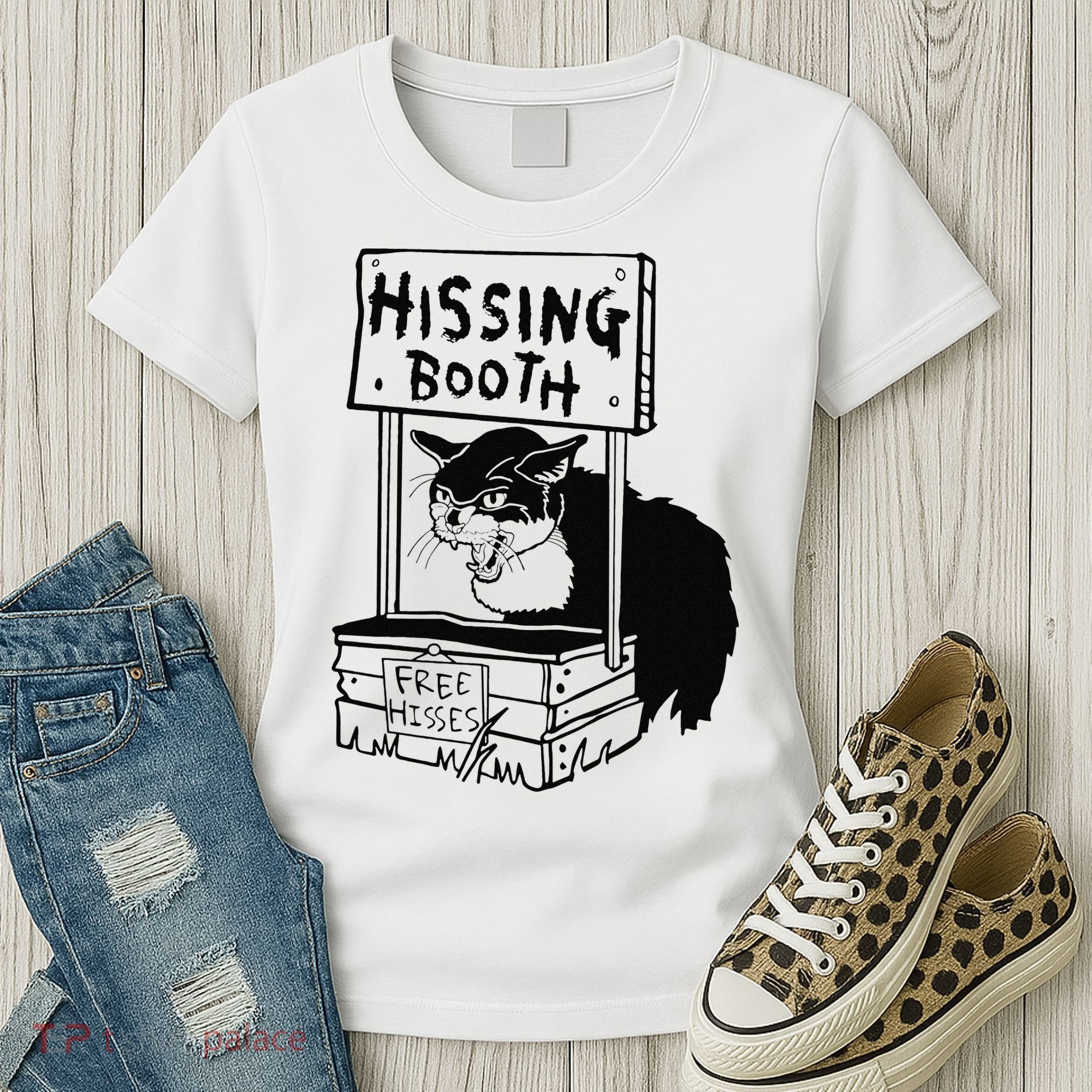 Hissing Booth Kitten Kitty Cat Furmom Furdad Women's T-Shirt
