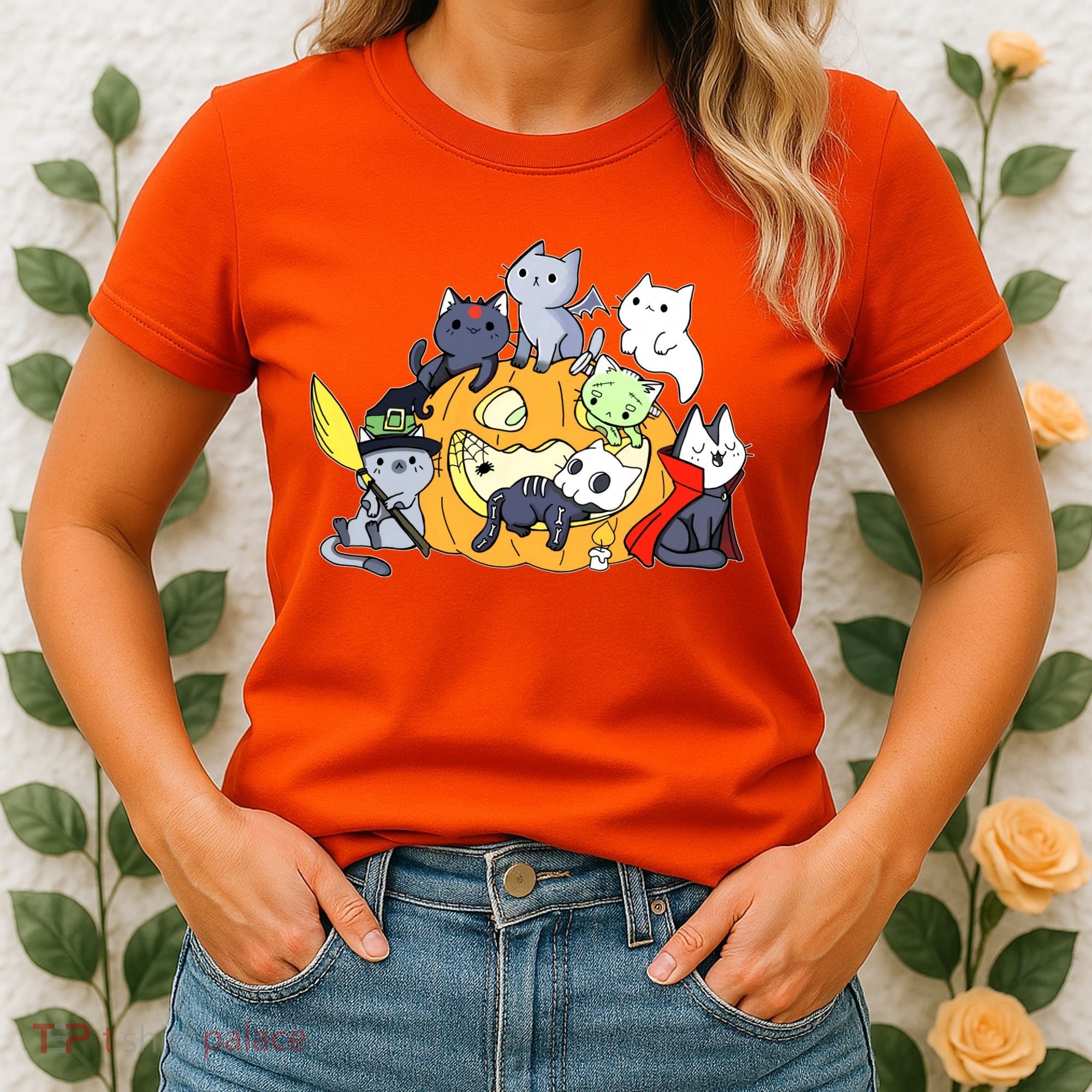Halloween Cats Anime Cat Kawaii Neko Pumpkin Cat Lover Halloween Women's T-Shirt