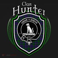 Hunter Clan Crest Scottish Clan Hunter Family Crest Badge Women's Hoodie thumb 2