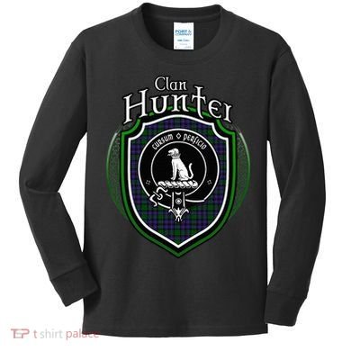 Hunter Clan Crest Scottish Clan Hunter Family Crest Badge Kids Long Sleeve Shirt