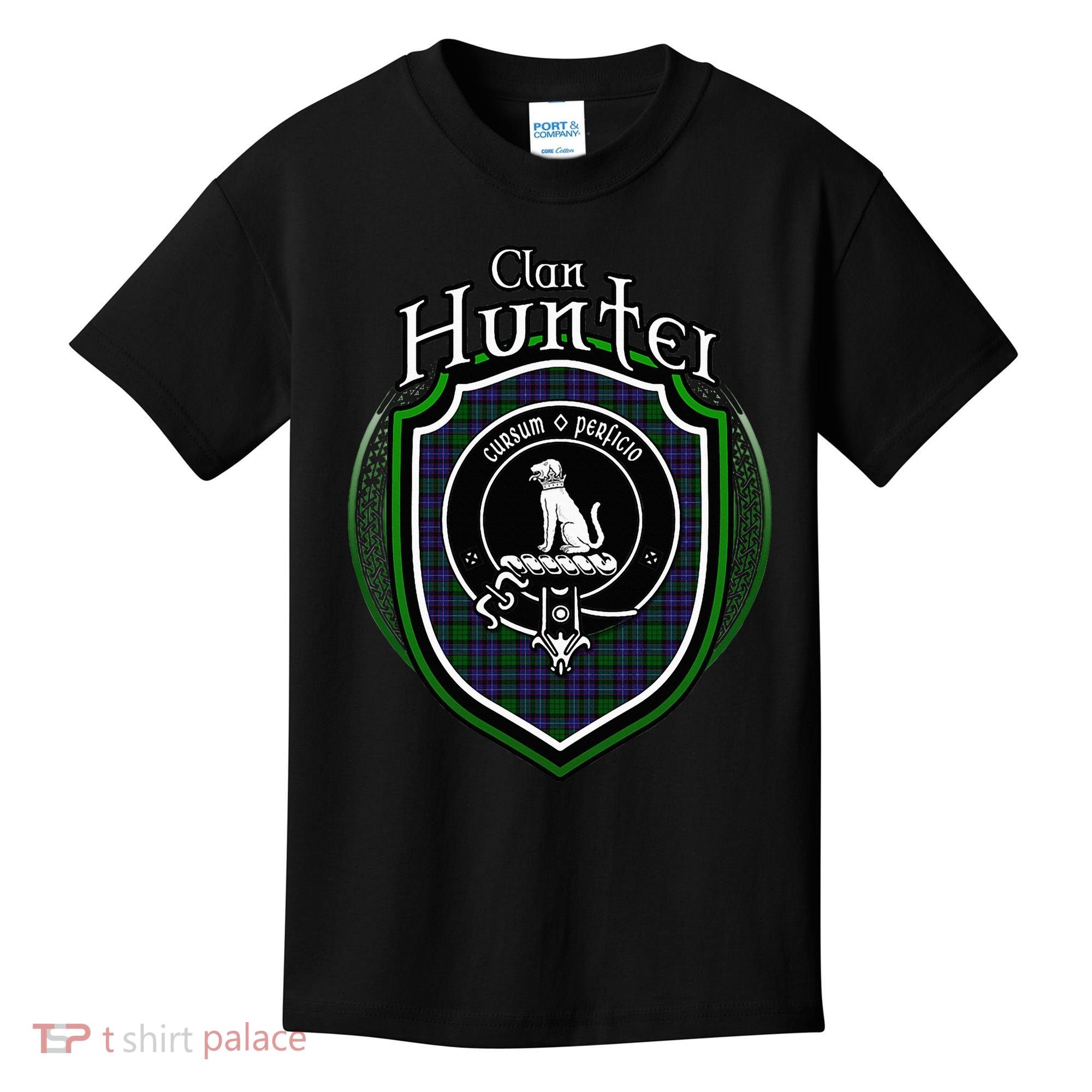 Hunter Clan Crest Scottish Clan Hunter Family Crest Badge Kids T-Shirt