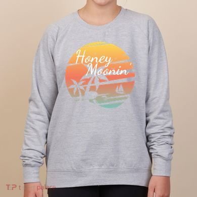 Honeymoon Couples Cool Gift Just Married Matching Honeymooning Trip Gift Women's Sweatshirt